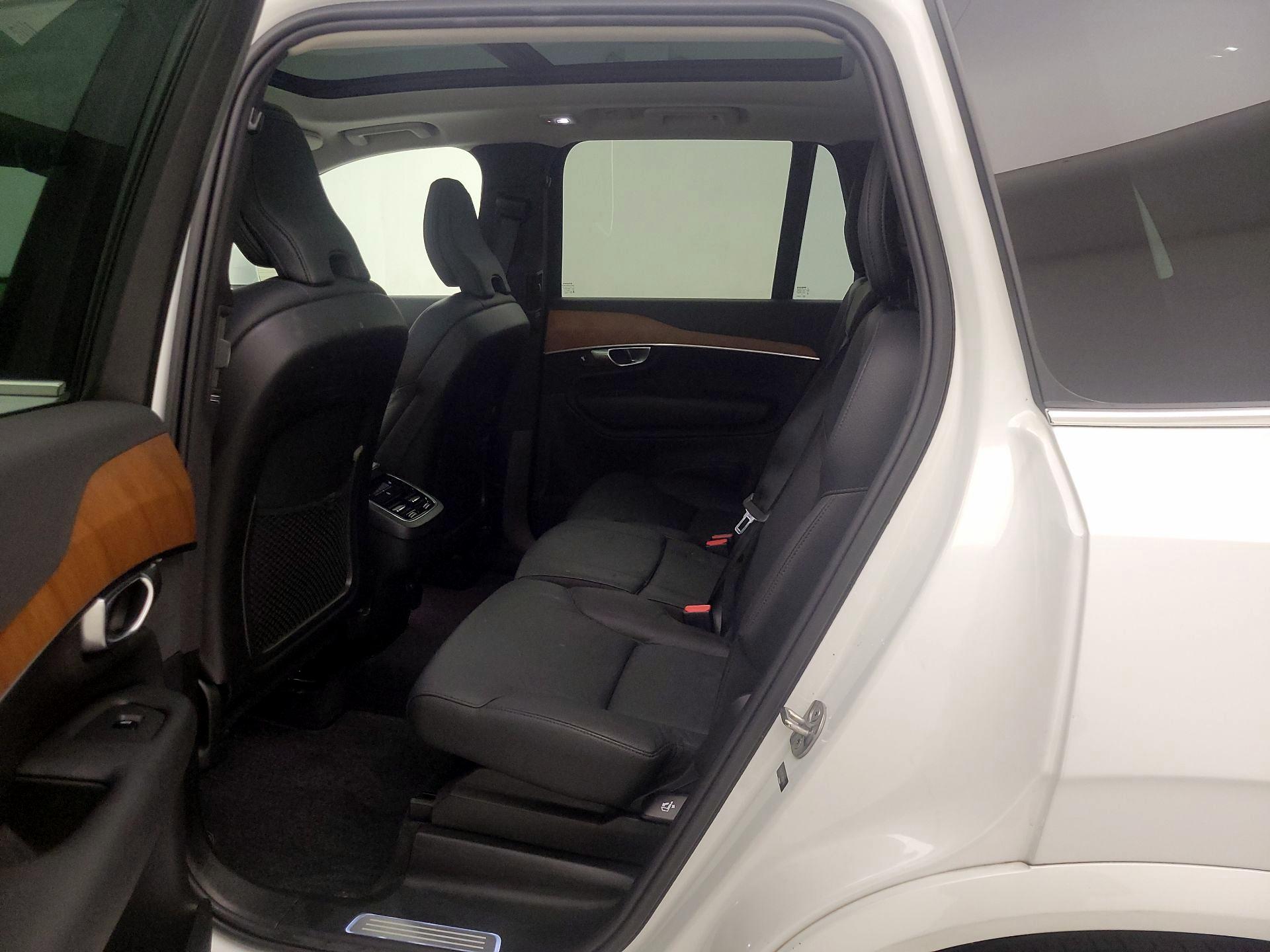 Thumbnail: 2024 Volvo XC90 - 10