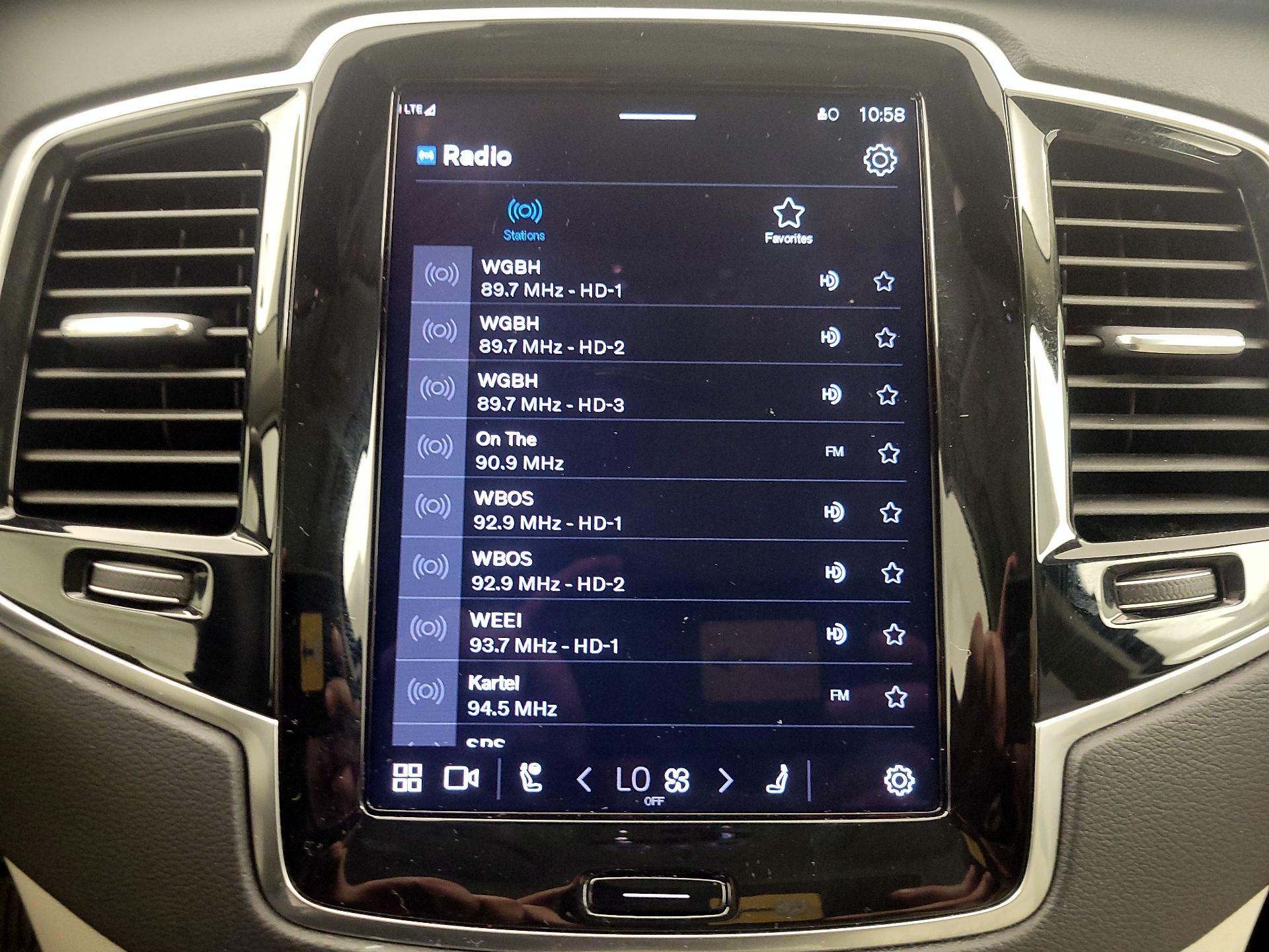 Thumbnail: 2024 Volvo XC90 - 16