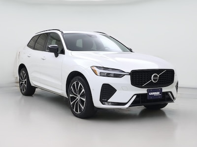 2023 Volvo XC60 B5 Plus Dark Theme