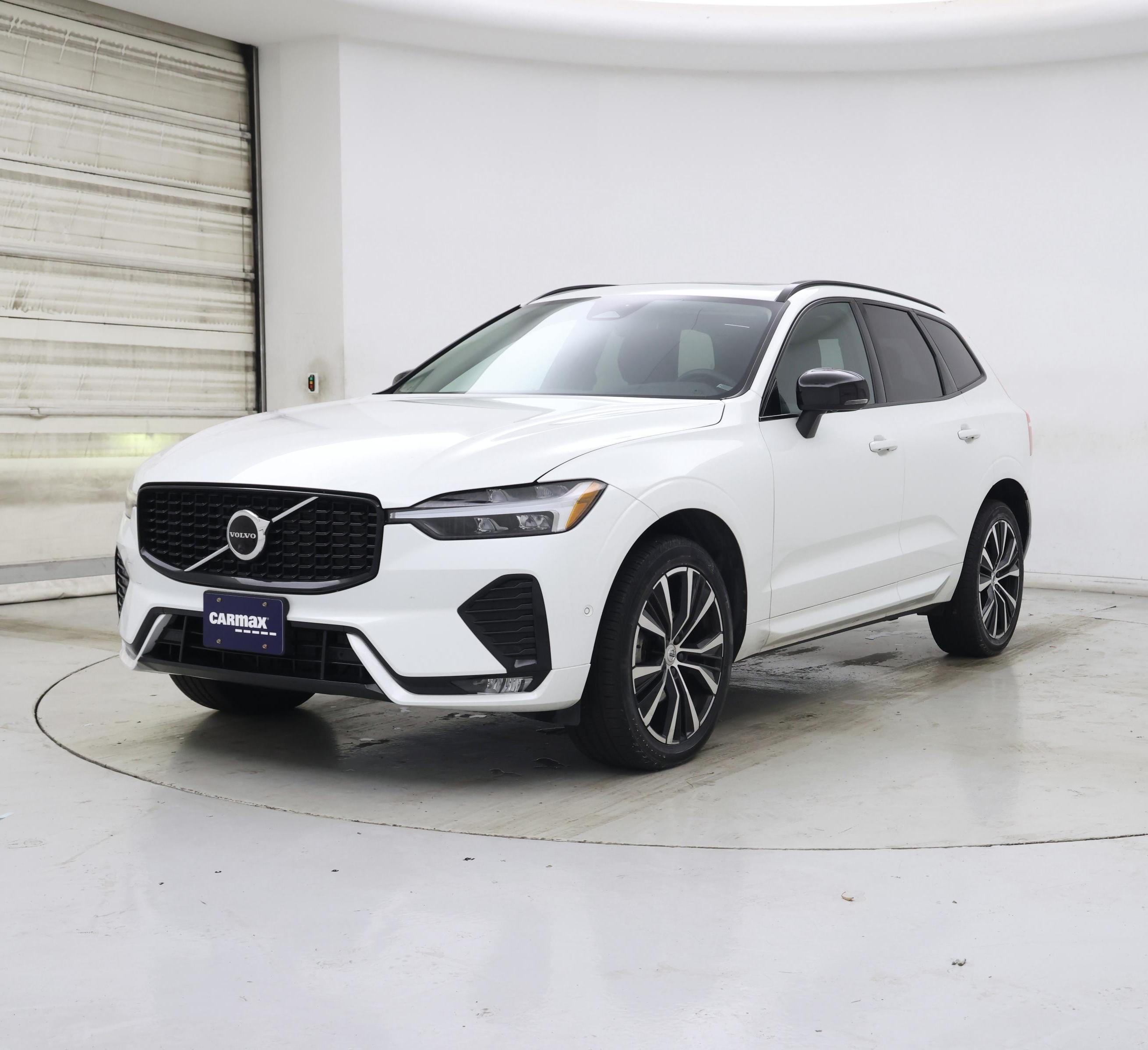 Thumbnail: 2023 Volvo XC60 - 4