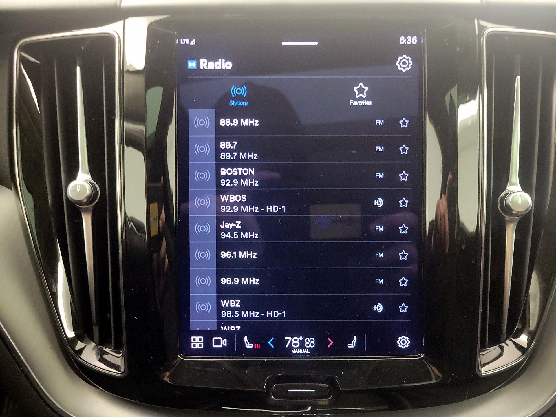 Thumbnail: 2023 Volvo XC60 - 16