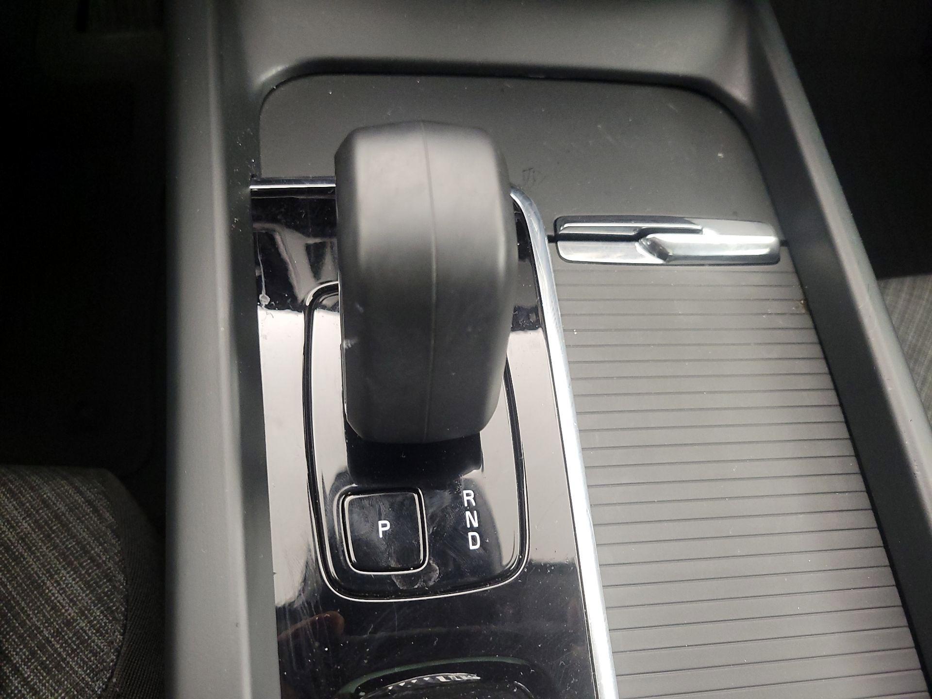 Thumbnail: 2023 Volvo XC60 - 18