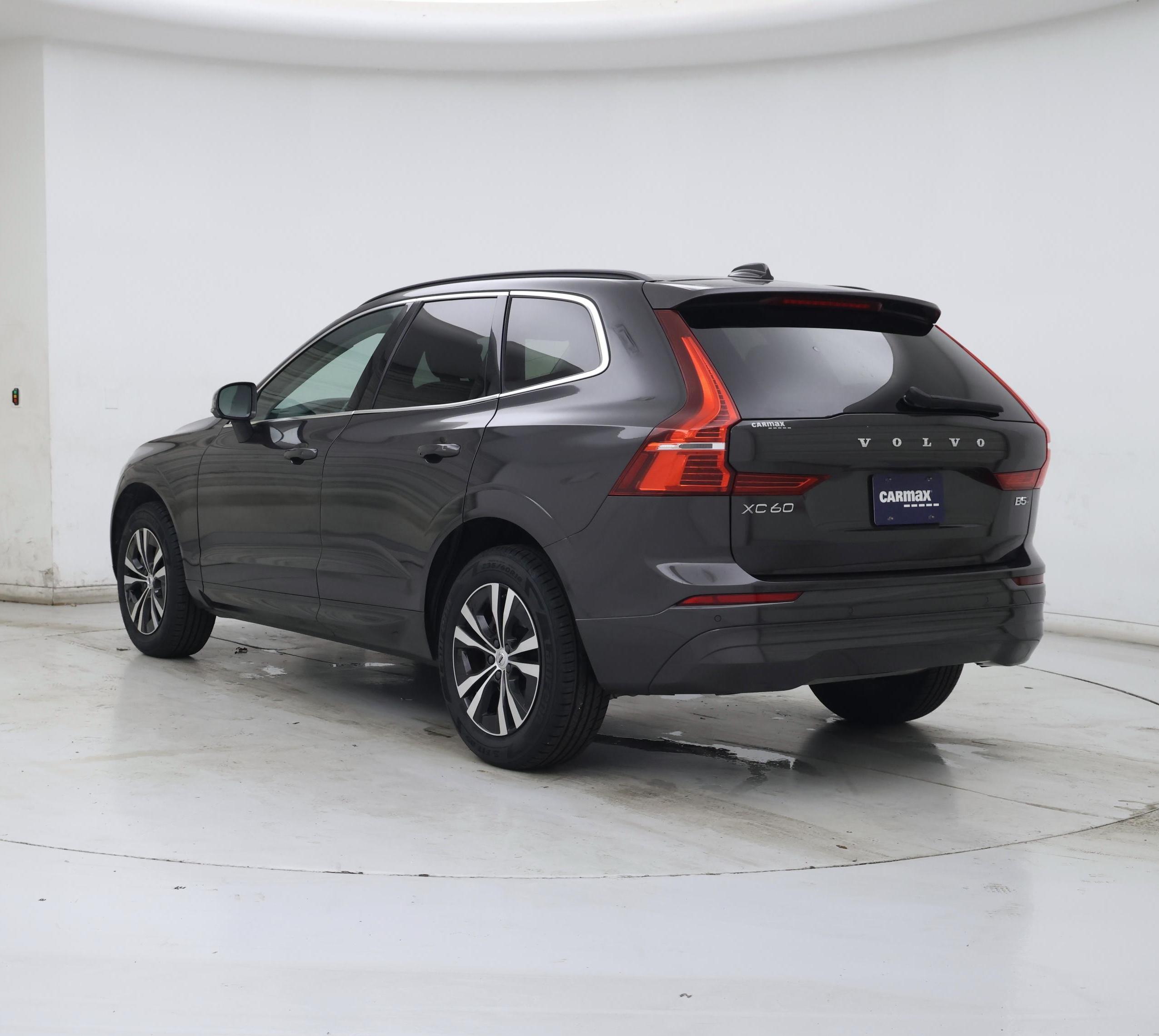 Thumbnail: 2023 Volvo XC60 - 2