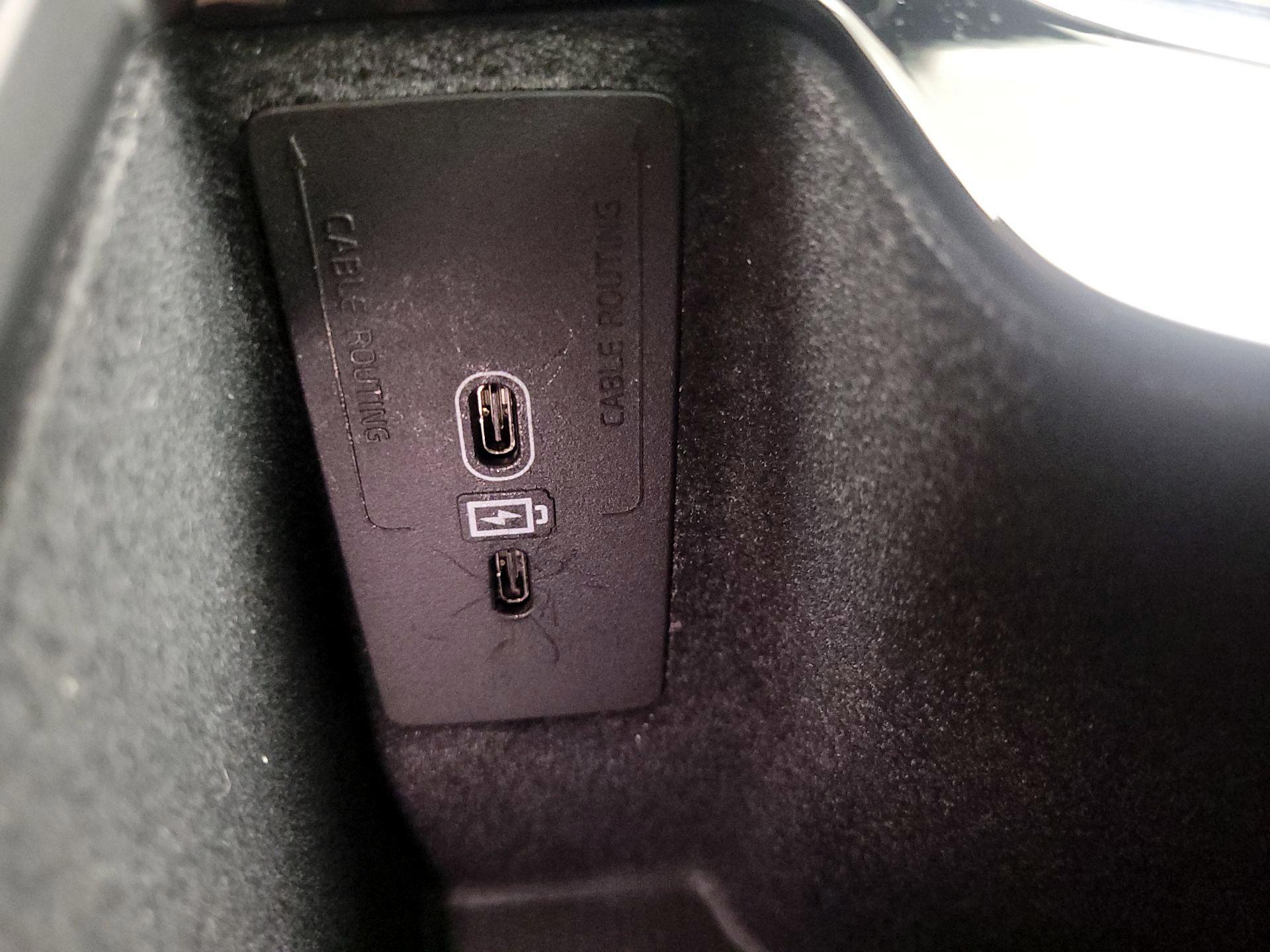 Thumbnail: 2023 Volvo XC60 - 19