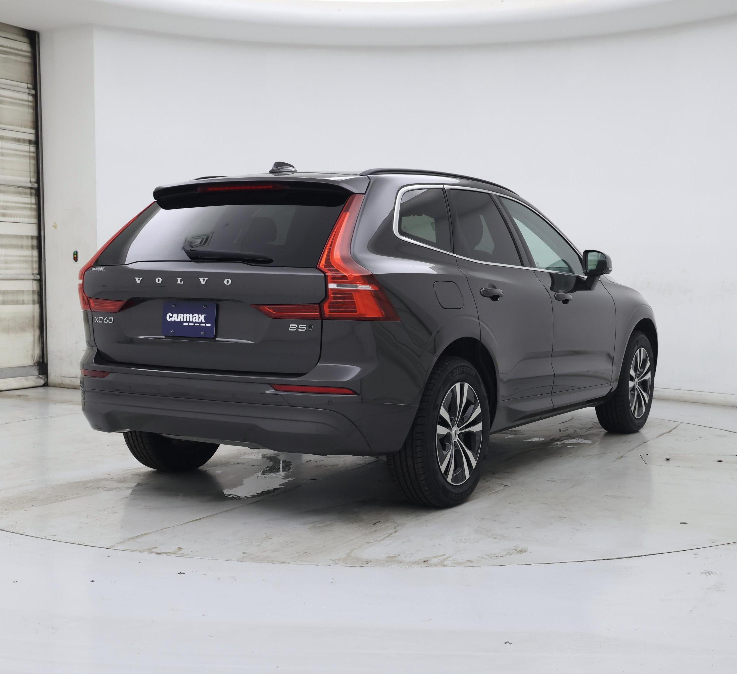 Thumbnail: 2023 Volvo XC60 - 8
