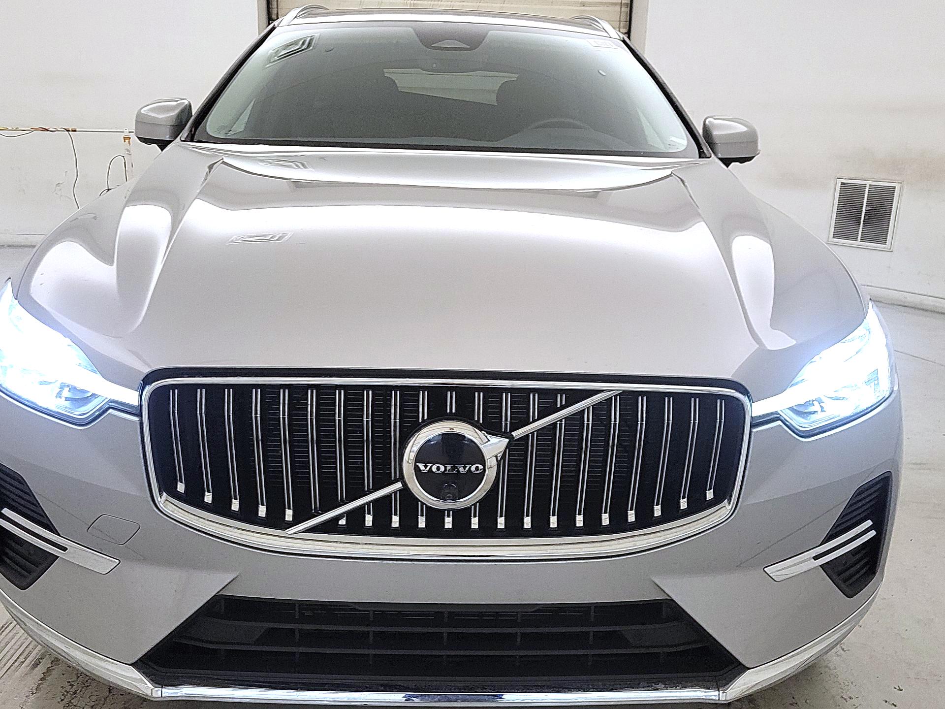 Thumbnail: 2023 Volvo XC60 - 2