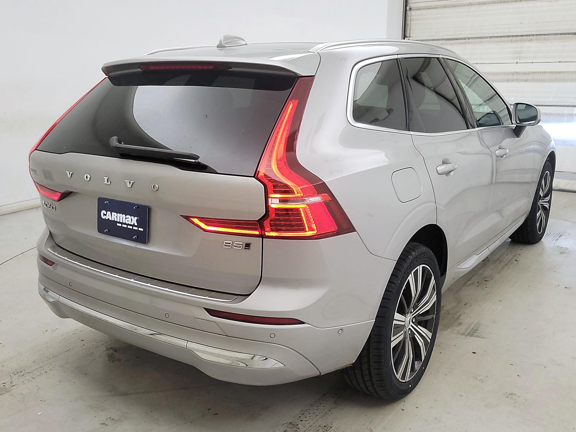 Thumbnail: 2023 Volvo XC60 - 5