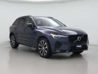 2023 Volvo XC60 B5 Plus Dark Theme