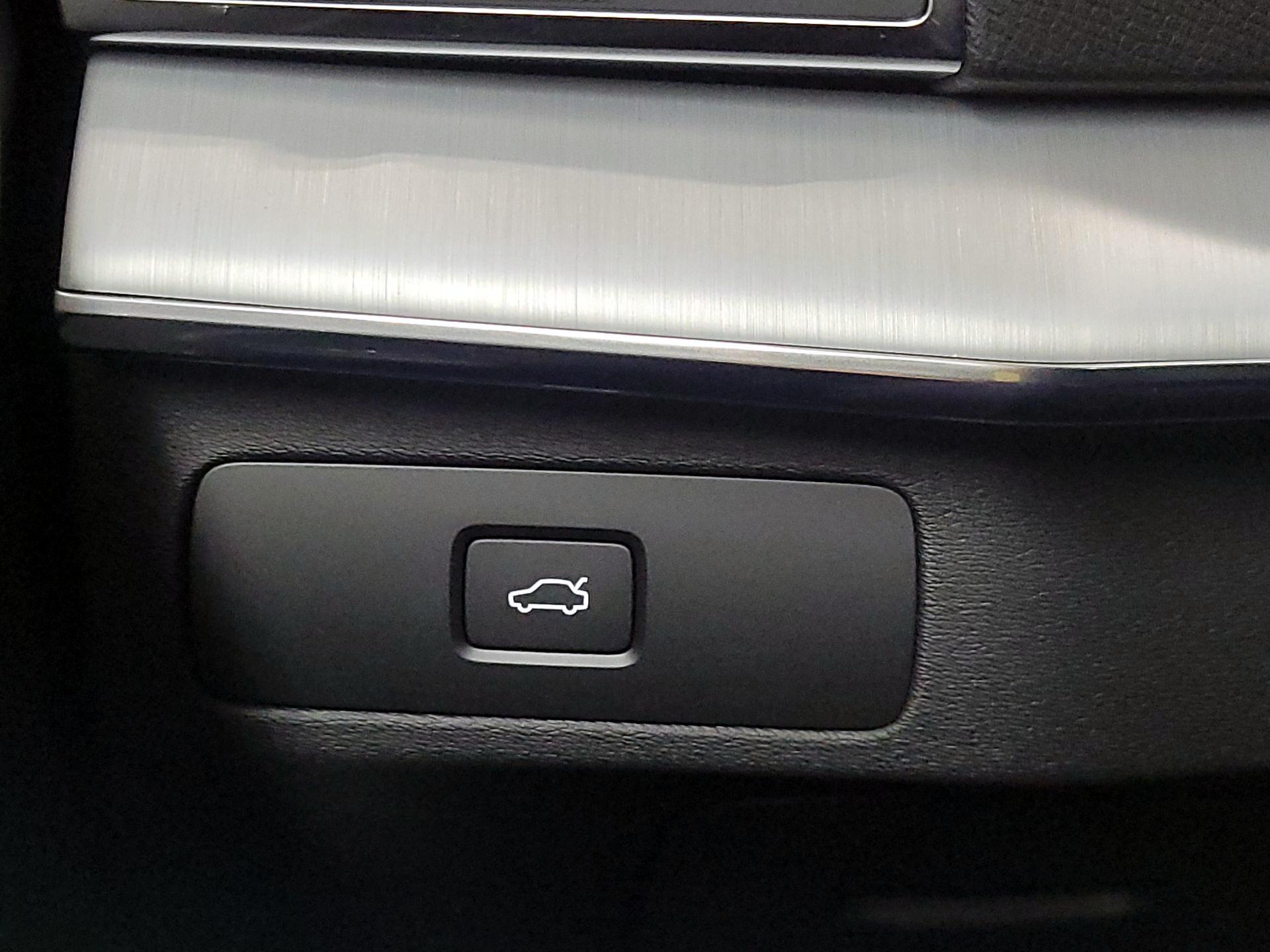 Thumbnail: 2024 Volvo XC90 - 13