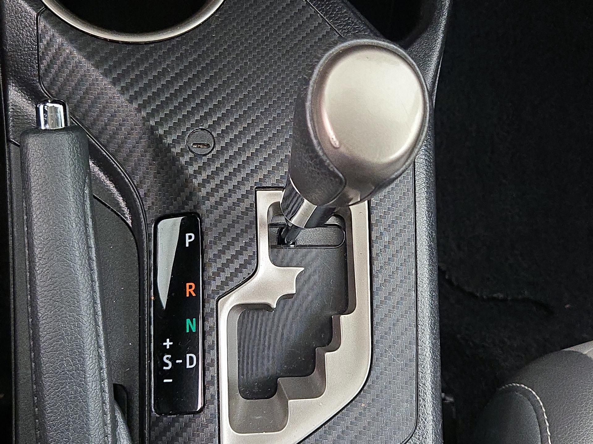 Thumbnail: 2014 Toyota RAV4 - 17