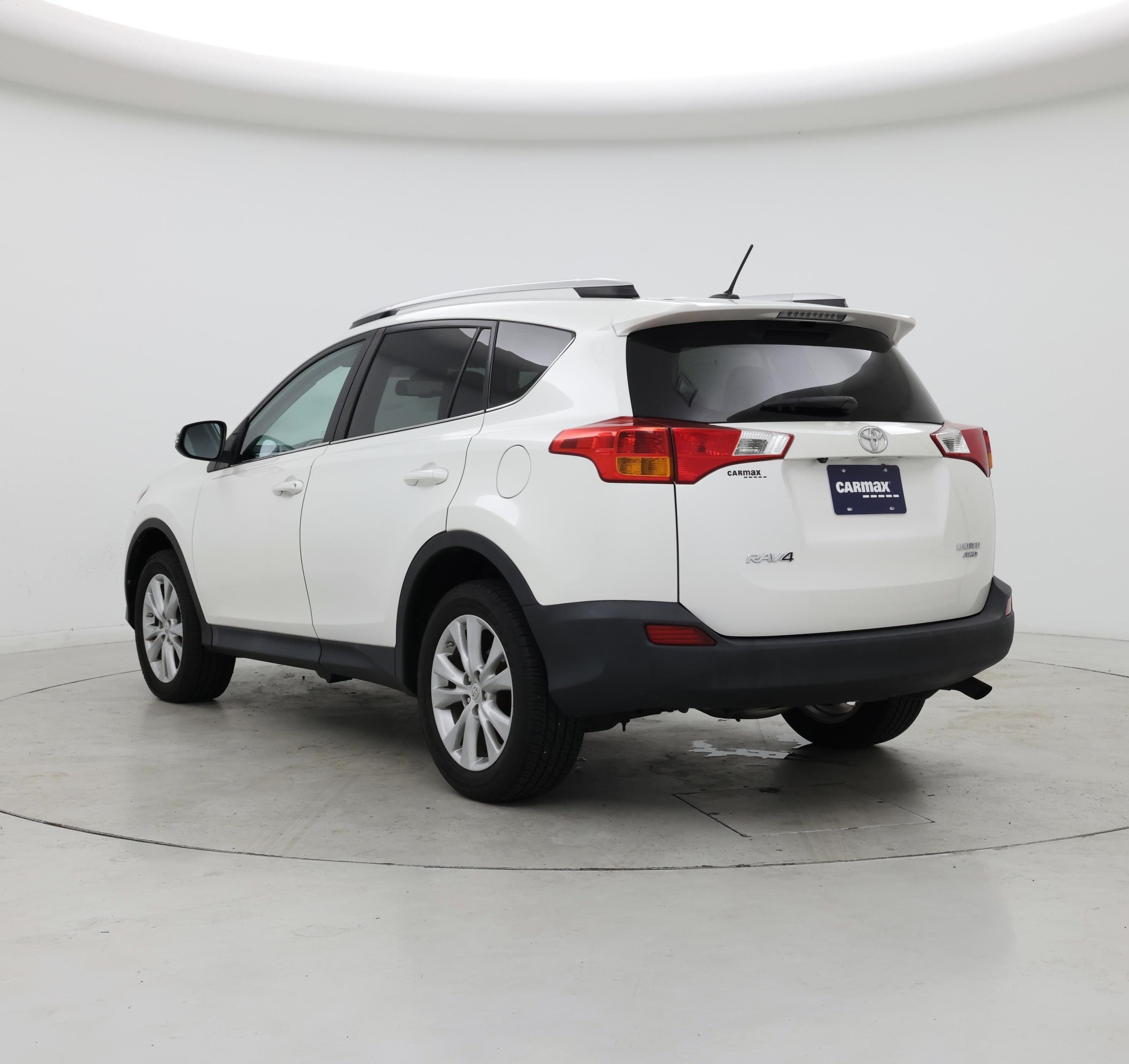 Thumbnail: 2014 Toyota RAV4 - 2