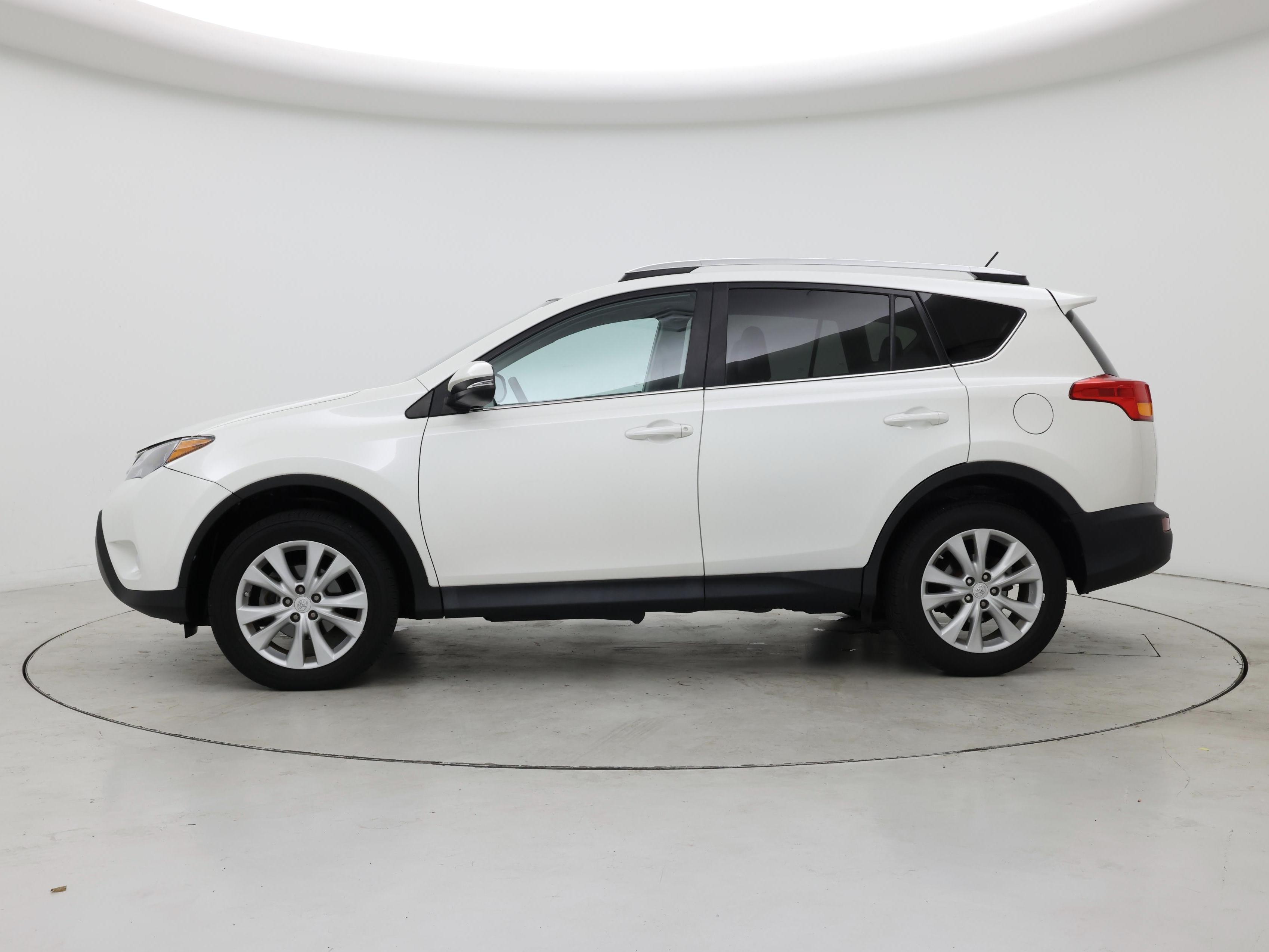 Thumbnail: 2014 Toyota RAV4 - 3