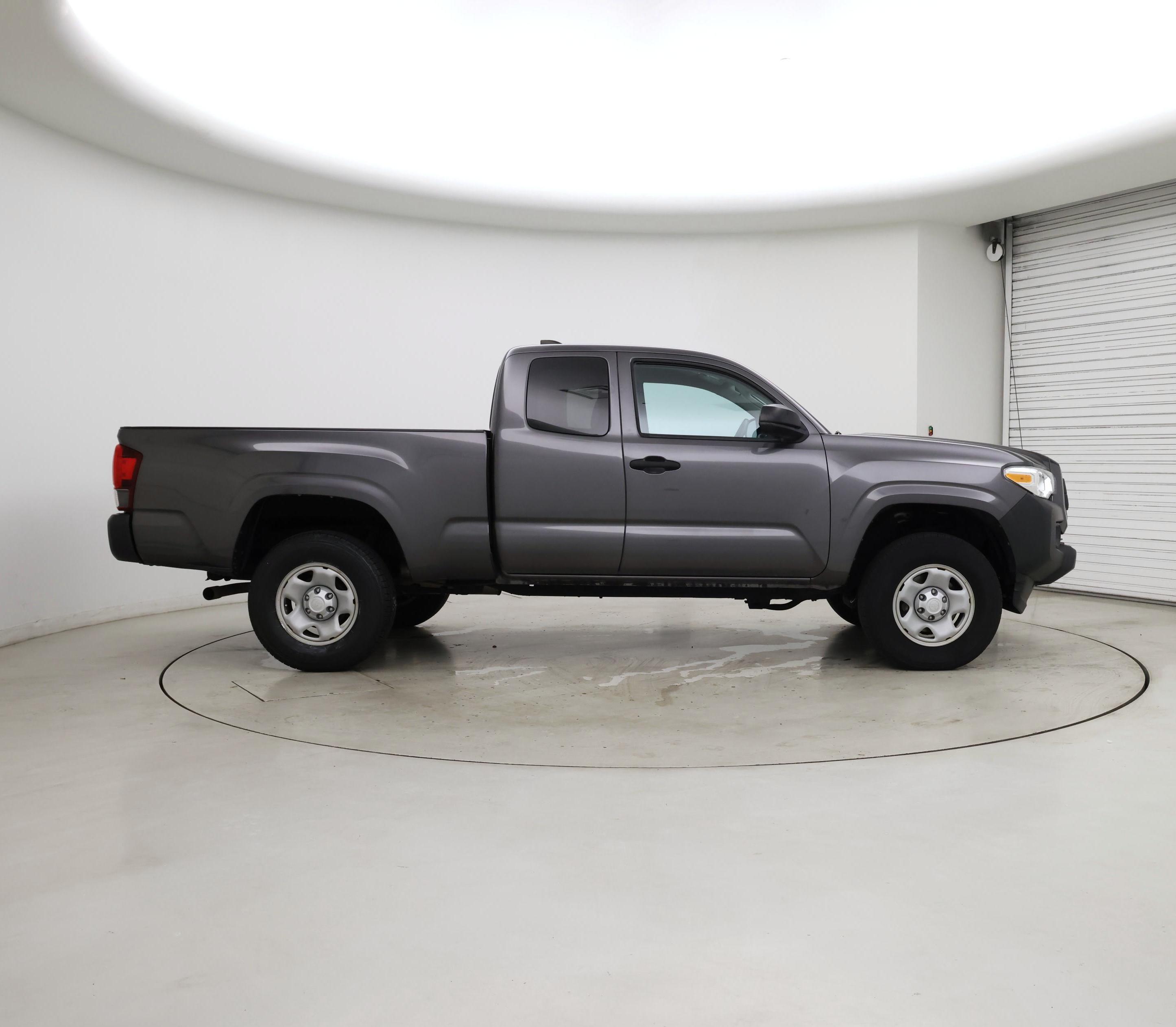 Thumbnail: 2020 Toyota Tacoma - 7