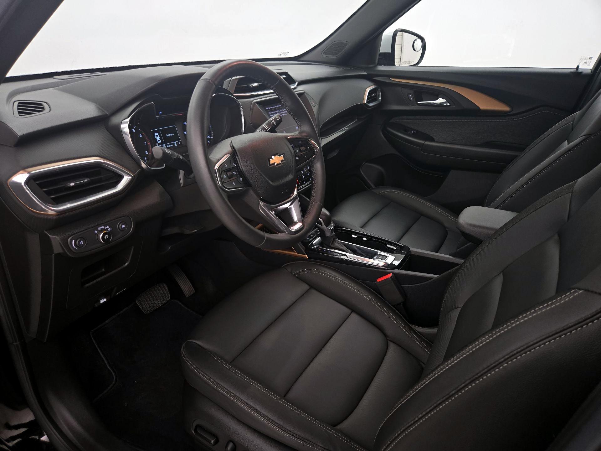 Thumbnail: 2023 Chevrolet TrailBlazer - 11