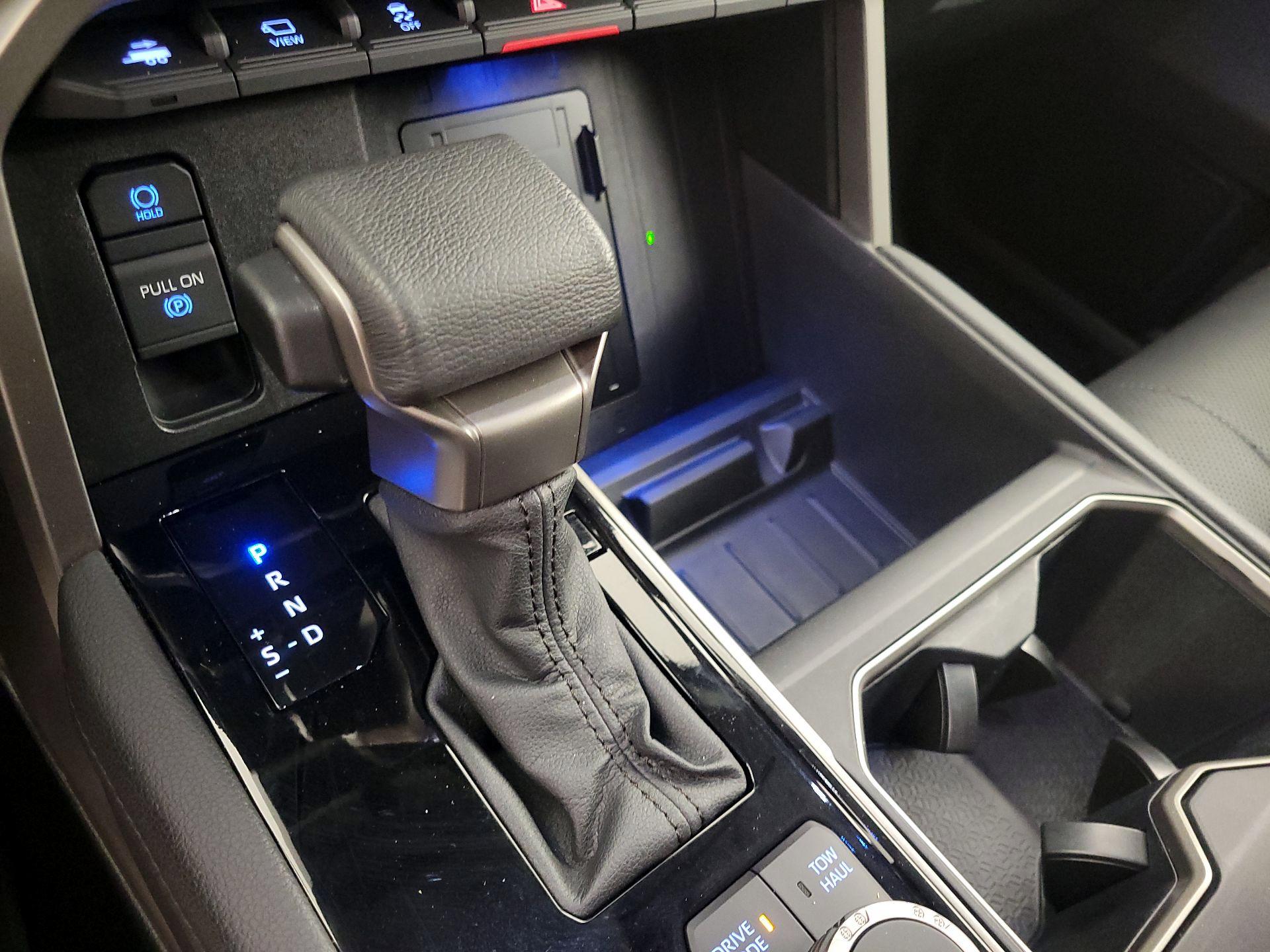 Thumbnail: 2023 Toyota Tundra - 17