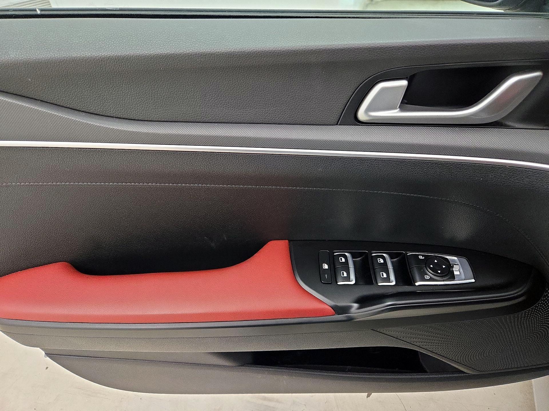 Thumbnail: 2024 Kia K5 - 12