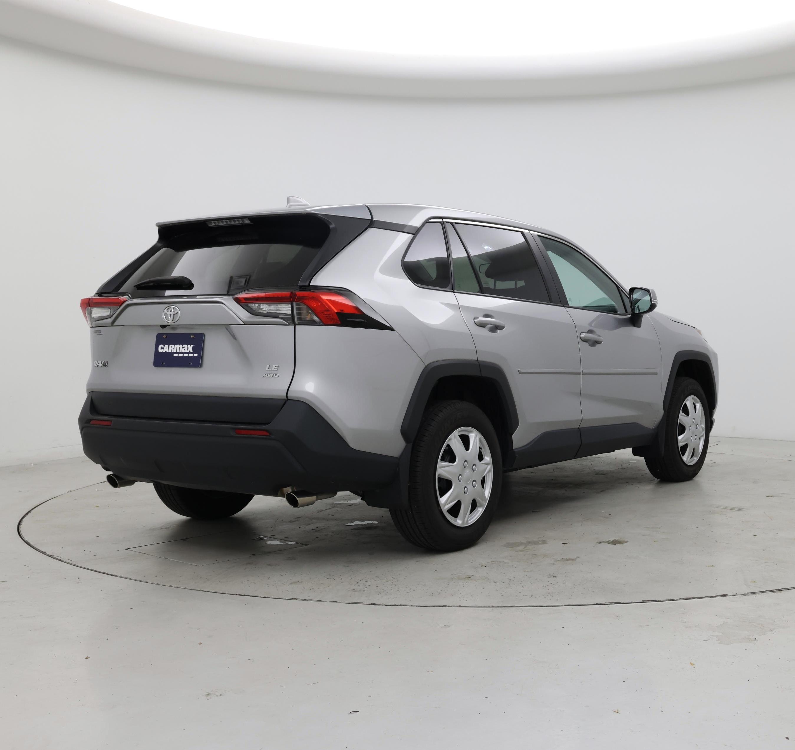 Thumbnail: 2023 Toyota RAV4 - 8