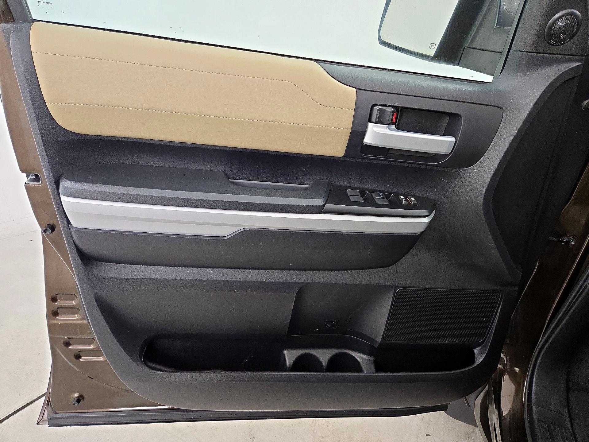 Thumbnail: 2019 Toyota Tundra - 12