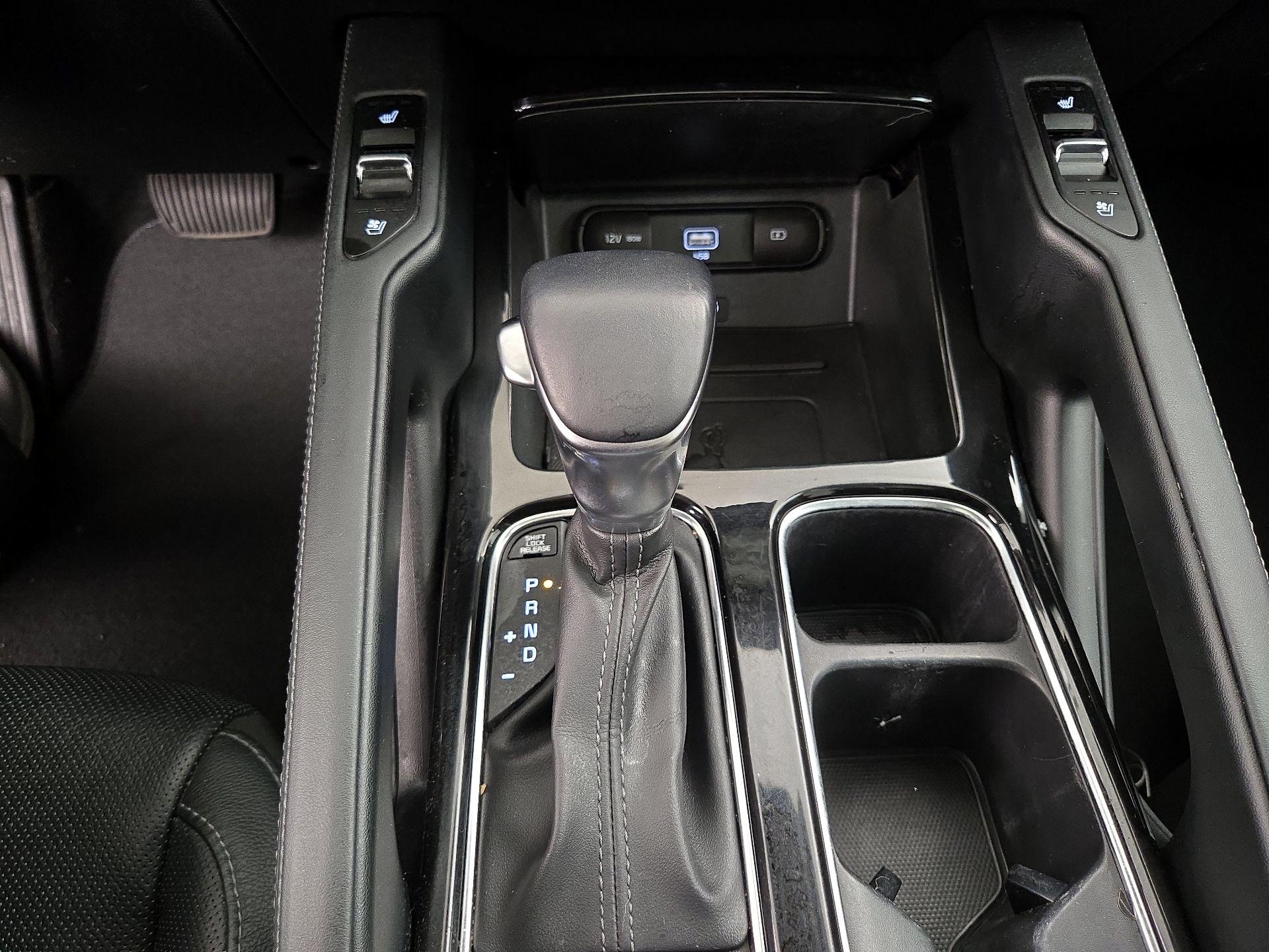 Thumbnail: 2020 Kia Telluride - 18