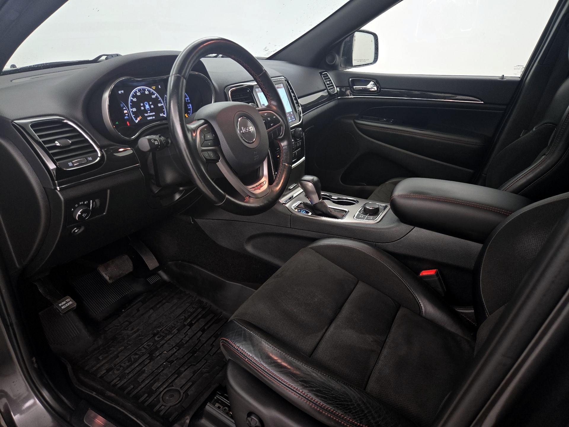 Thumbnail: 2020 Jeep Grand Cherokee - 11