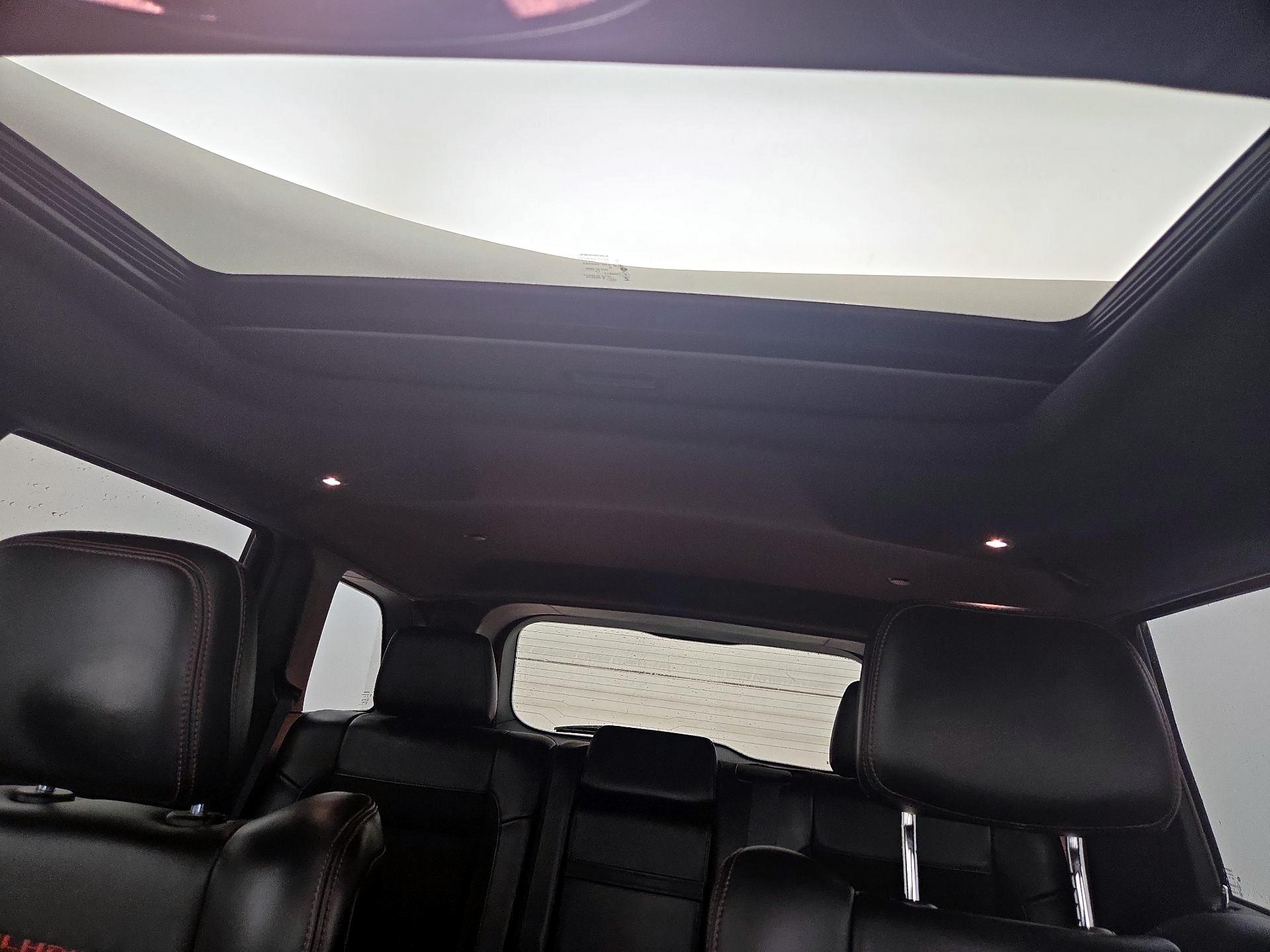 Thumbnail: 2020 Jeep Grand Cherokee - 20