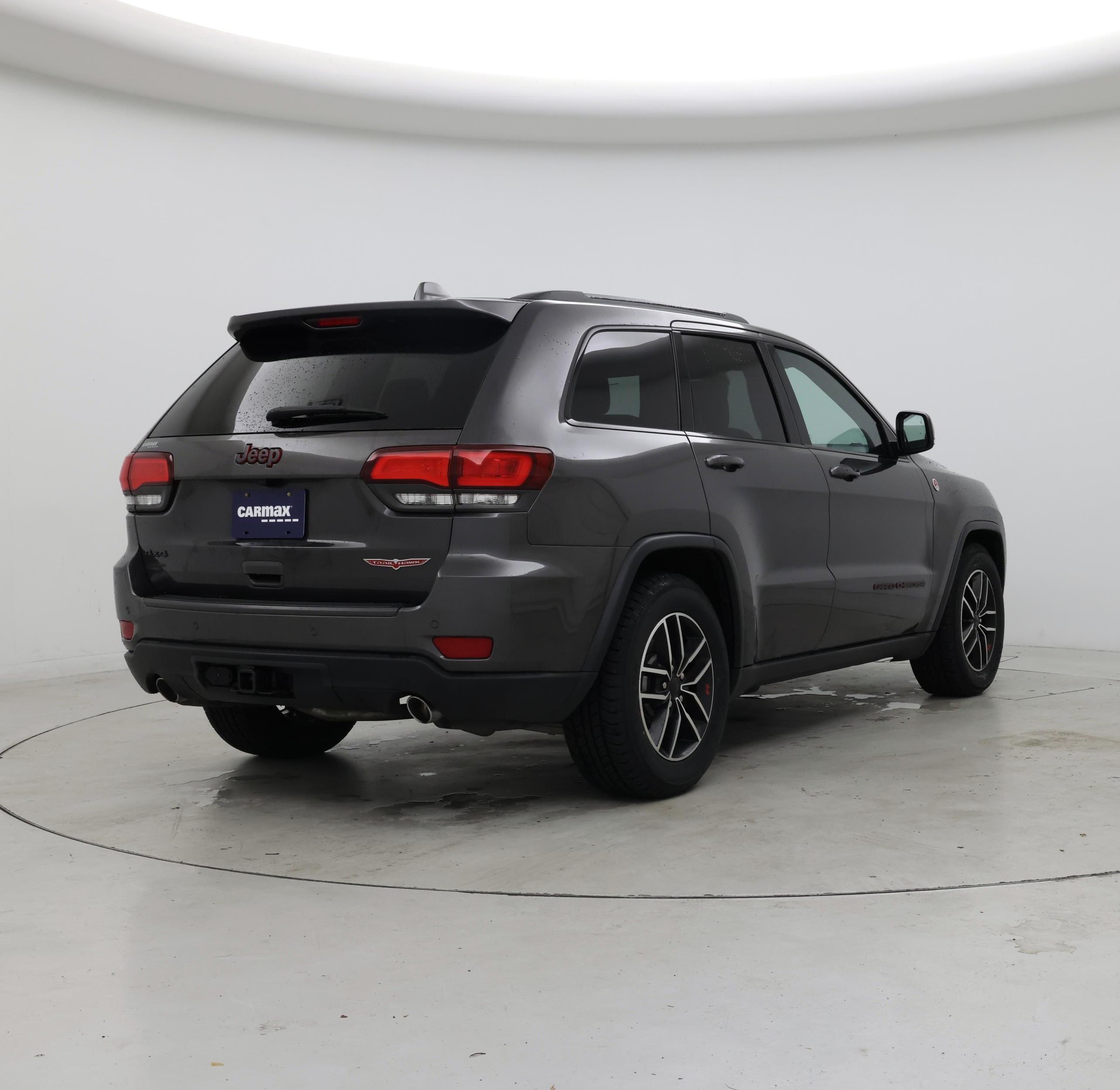 Thumbnail: 2020 Jeep Grand Cherokee - 8