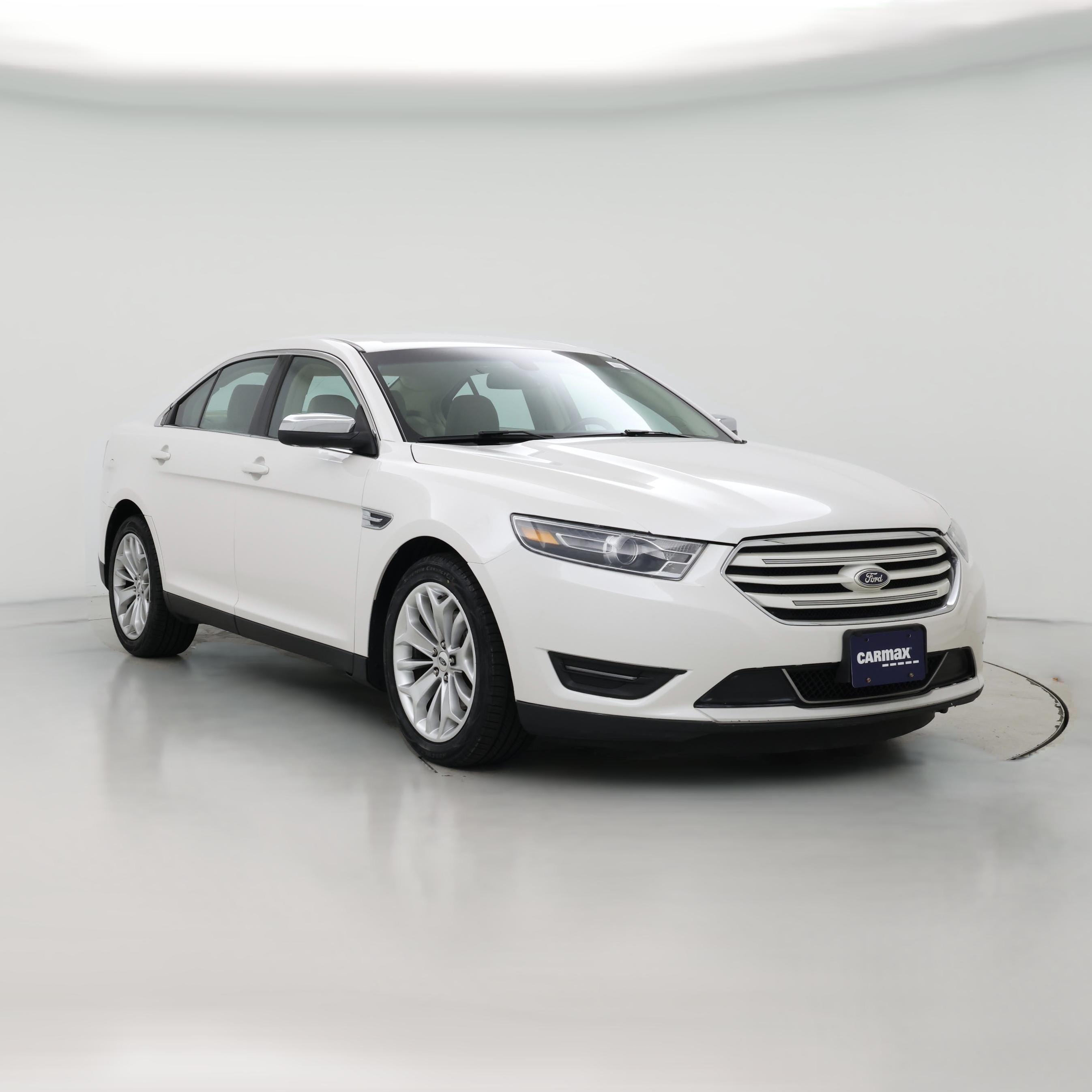 Thumbnail: 2015 Ford Taurus - 1