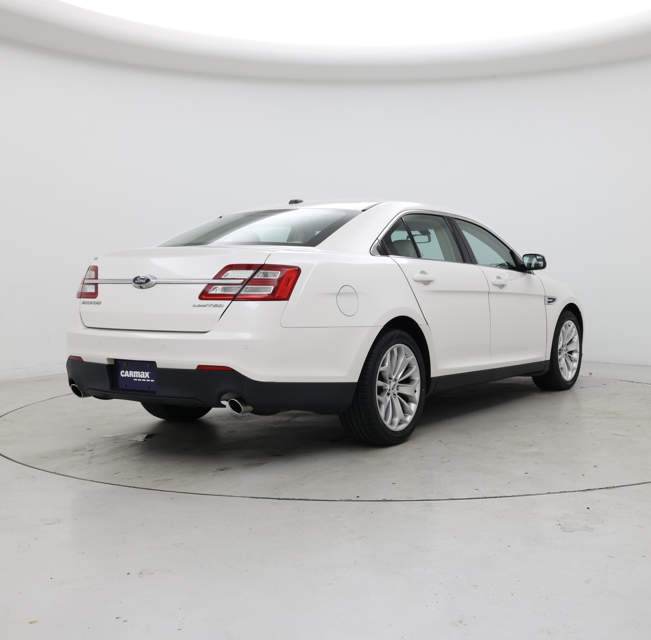 Thumbnail: 2015 Ford Taurus - 8