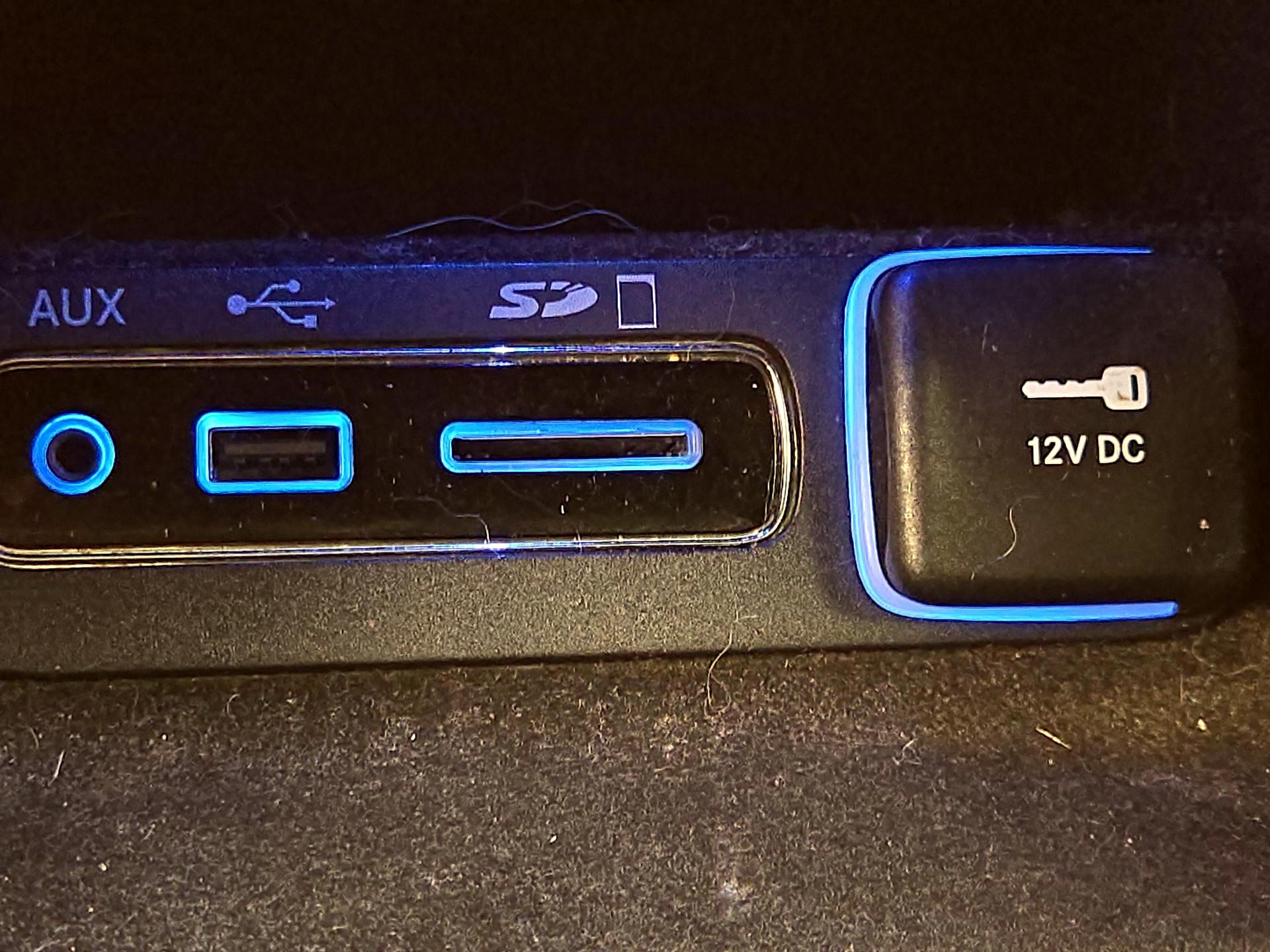 Thumbnail: 2017 Jeep Grand Cherokee - 19