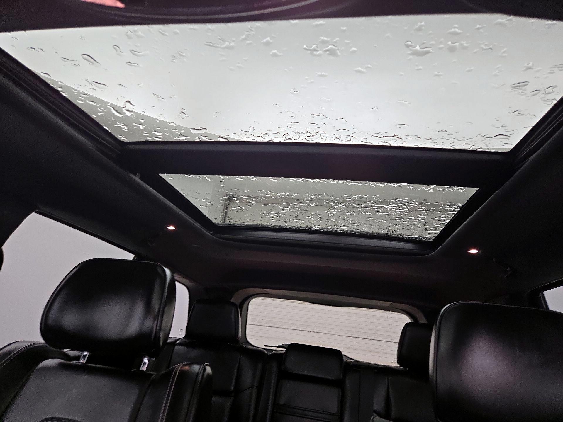 Thumbnail: 2017 Jeep Grand Cherokee - 20