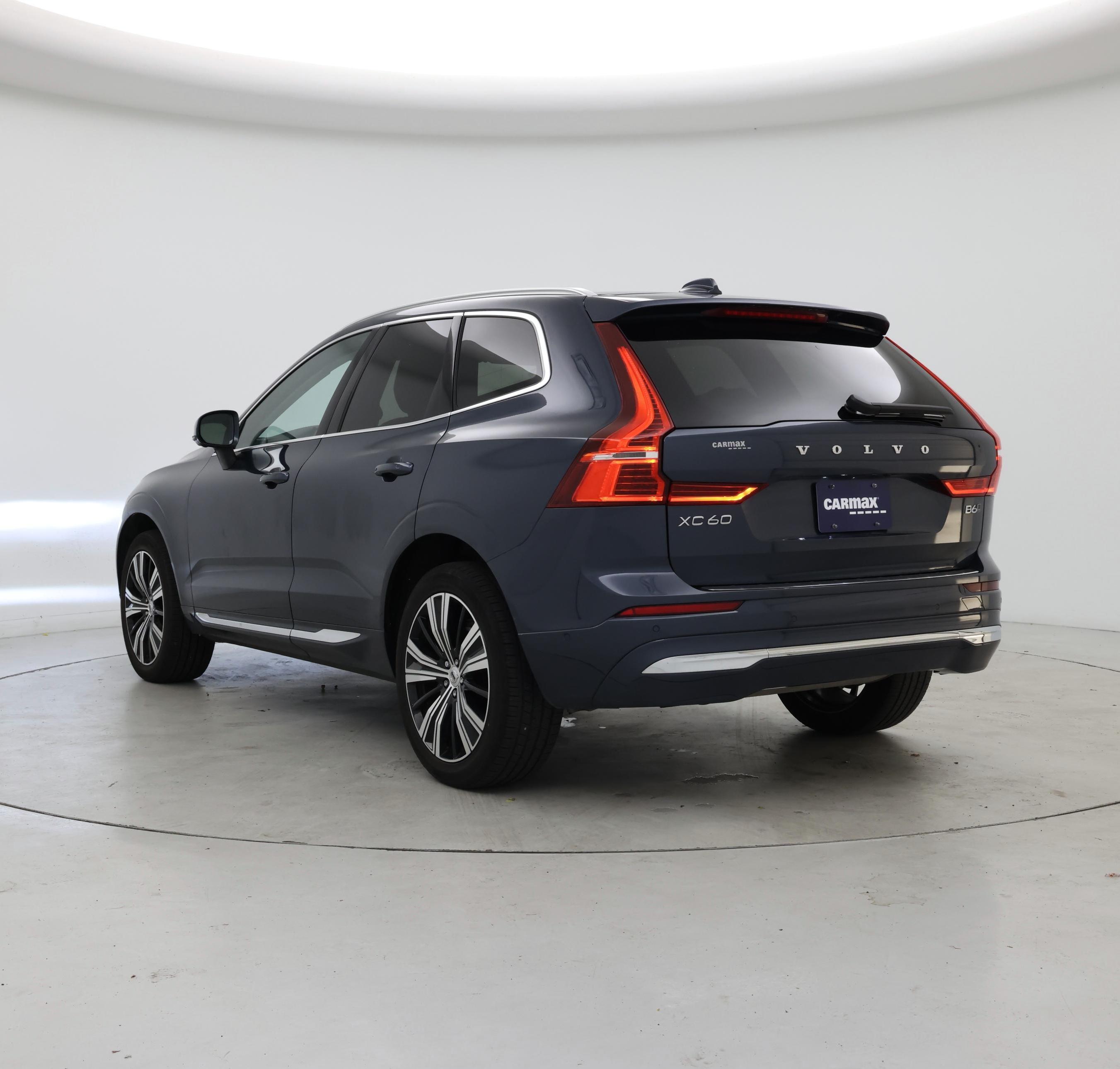 Thumbnail: 2022 Volvo XC60 - 2