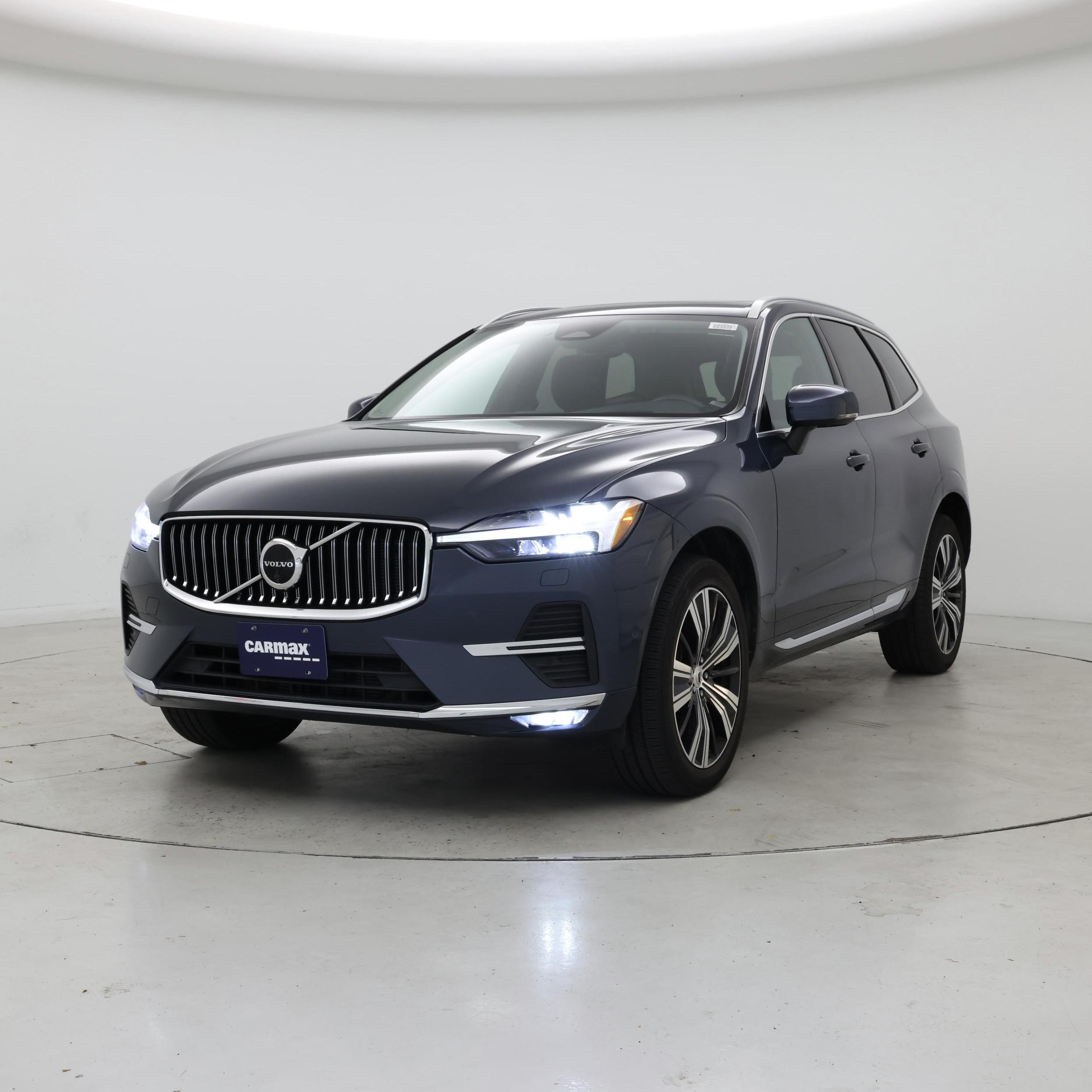 Thumbnail: 2022 Volvo XC60 - 4