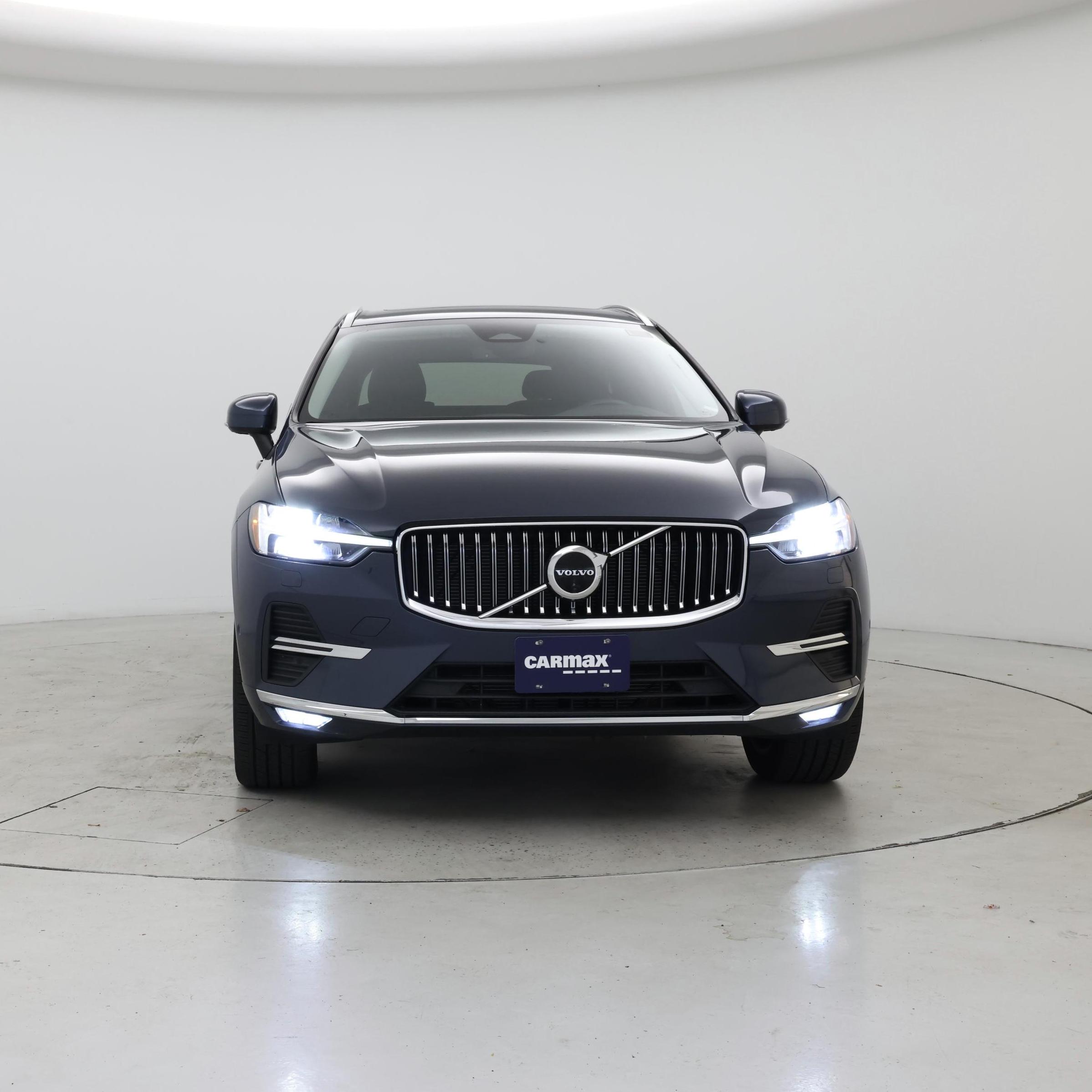 Thumbnail: 2022 Volvo XC60 - 5