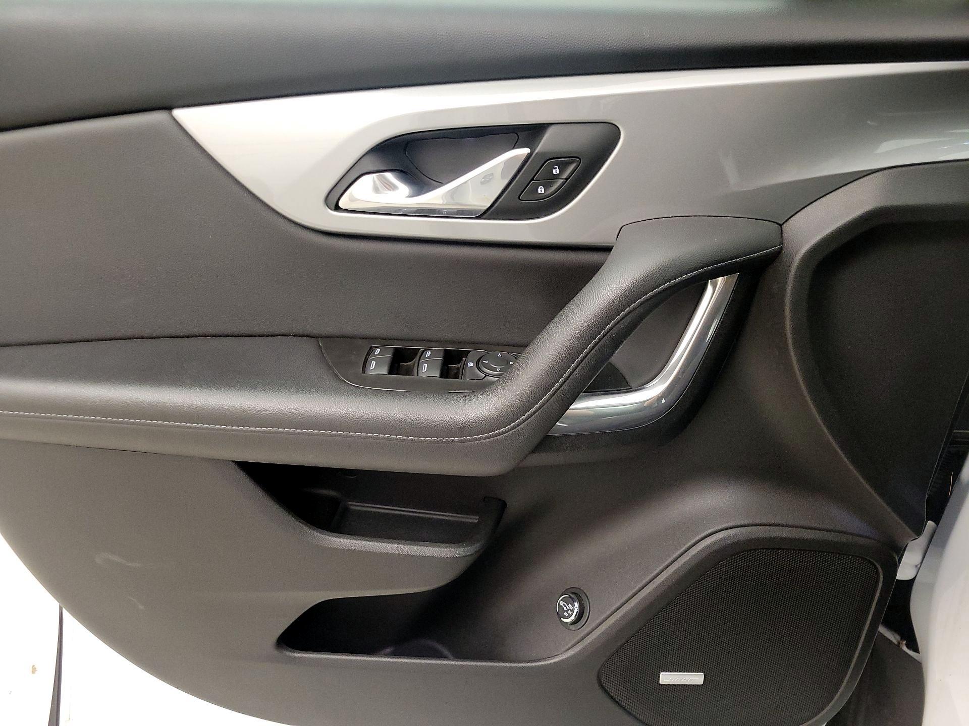 Thumbnail: 2020 Chevrolet Blazer - 12