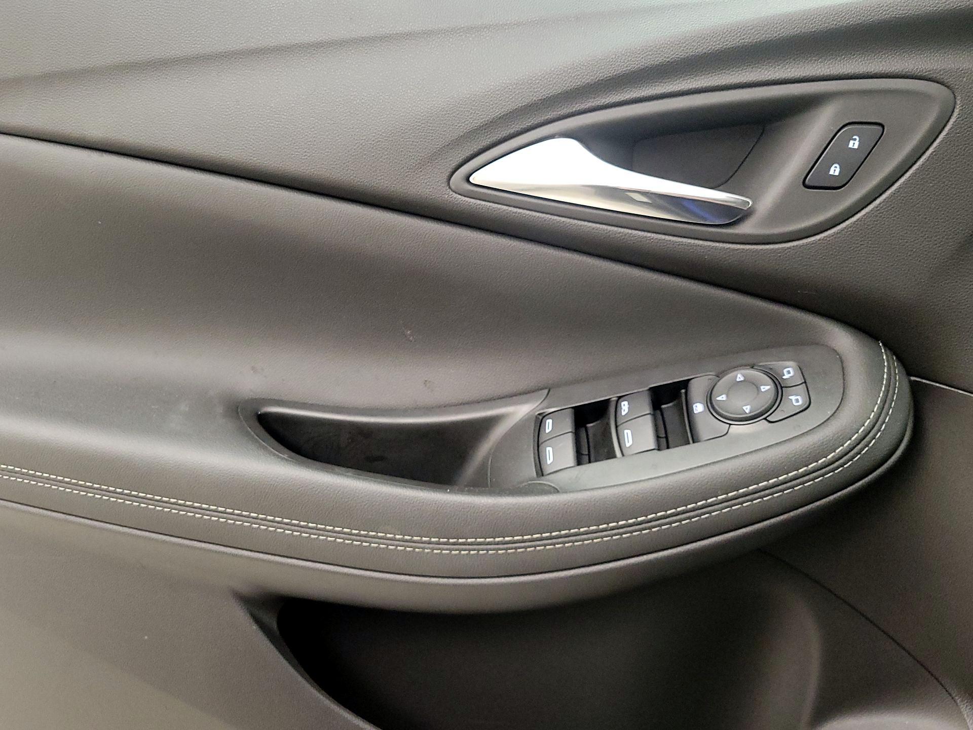 Thumbnail: 2023 Buick Encore GX - 10