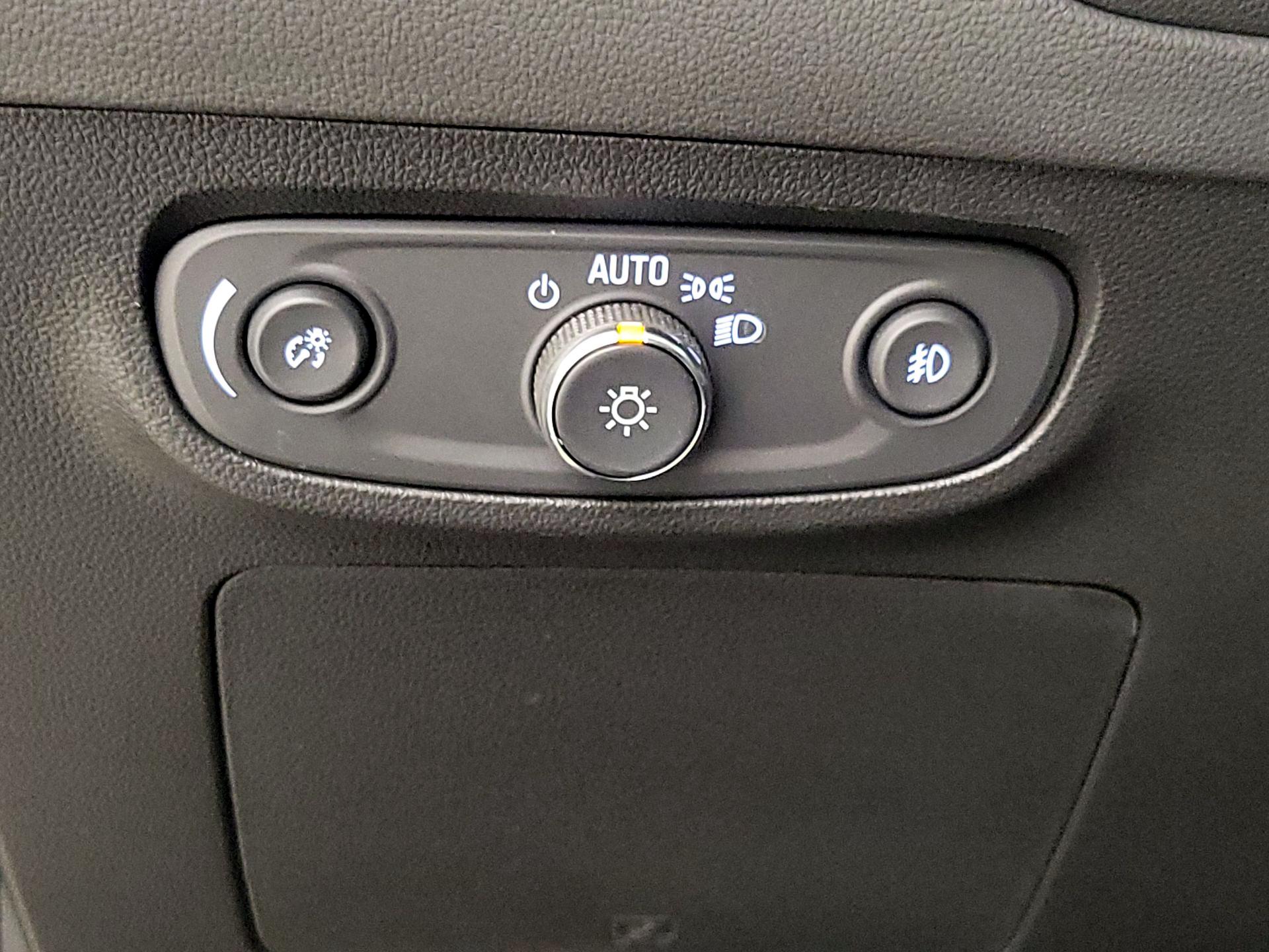 Thumbnail: 2023 Buick Encore GX - 11