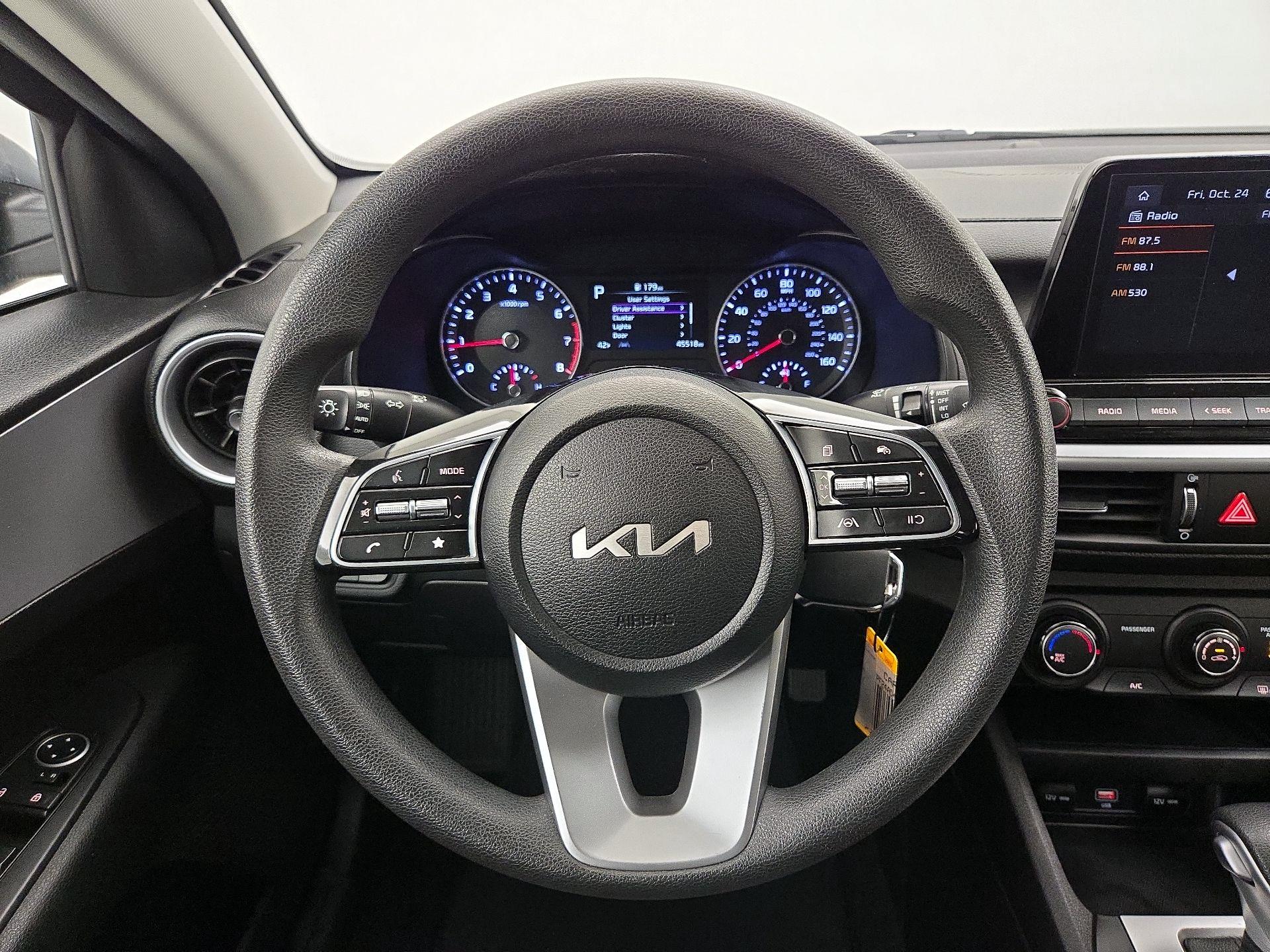 Thumbnail: 2023 Kia Forte - 10