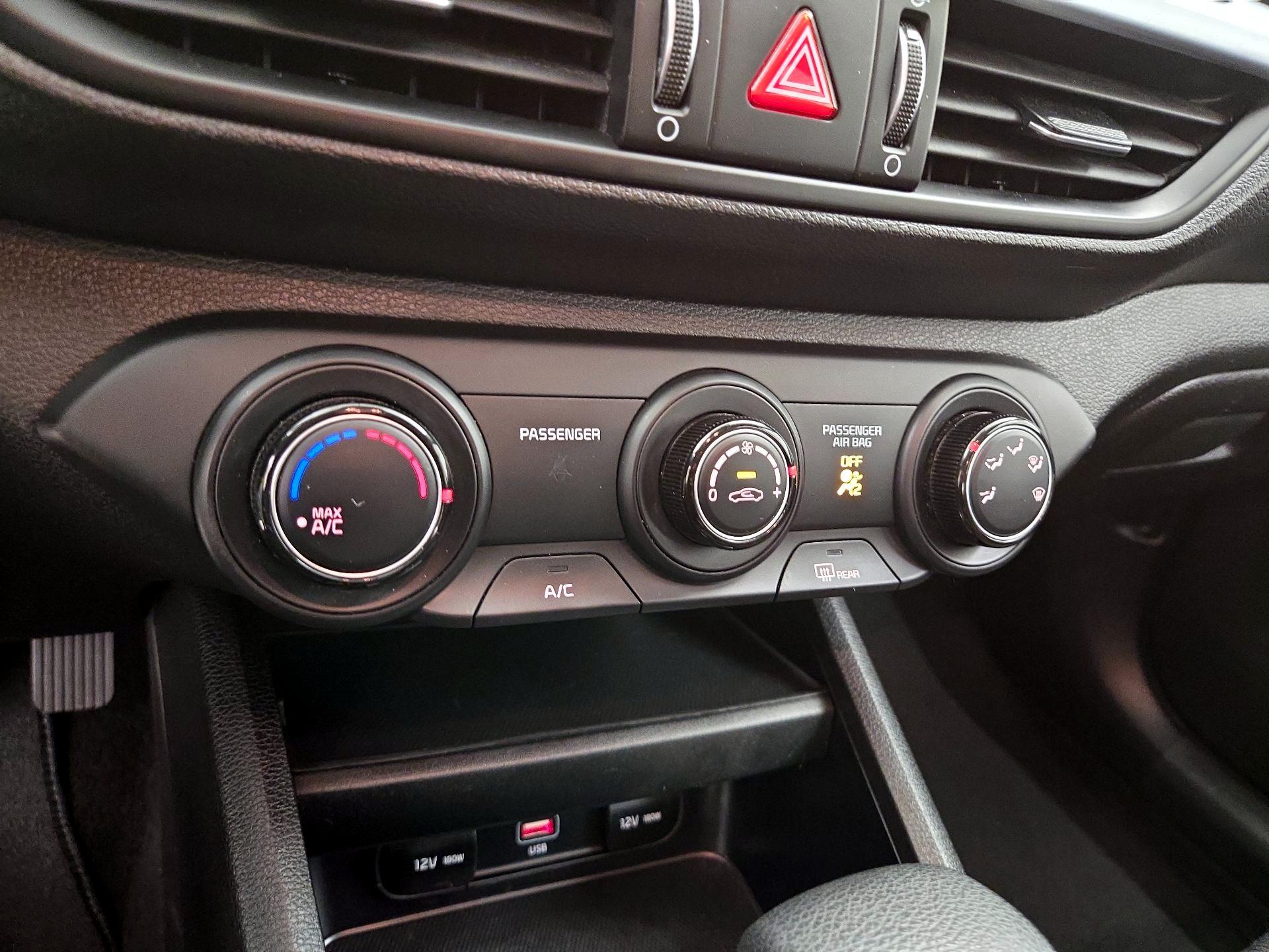 Thumbnail: 2023 Kia Forte - 16