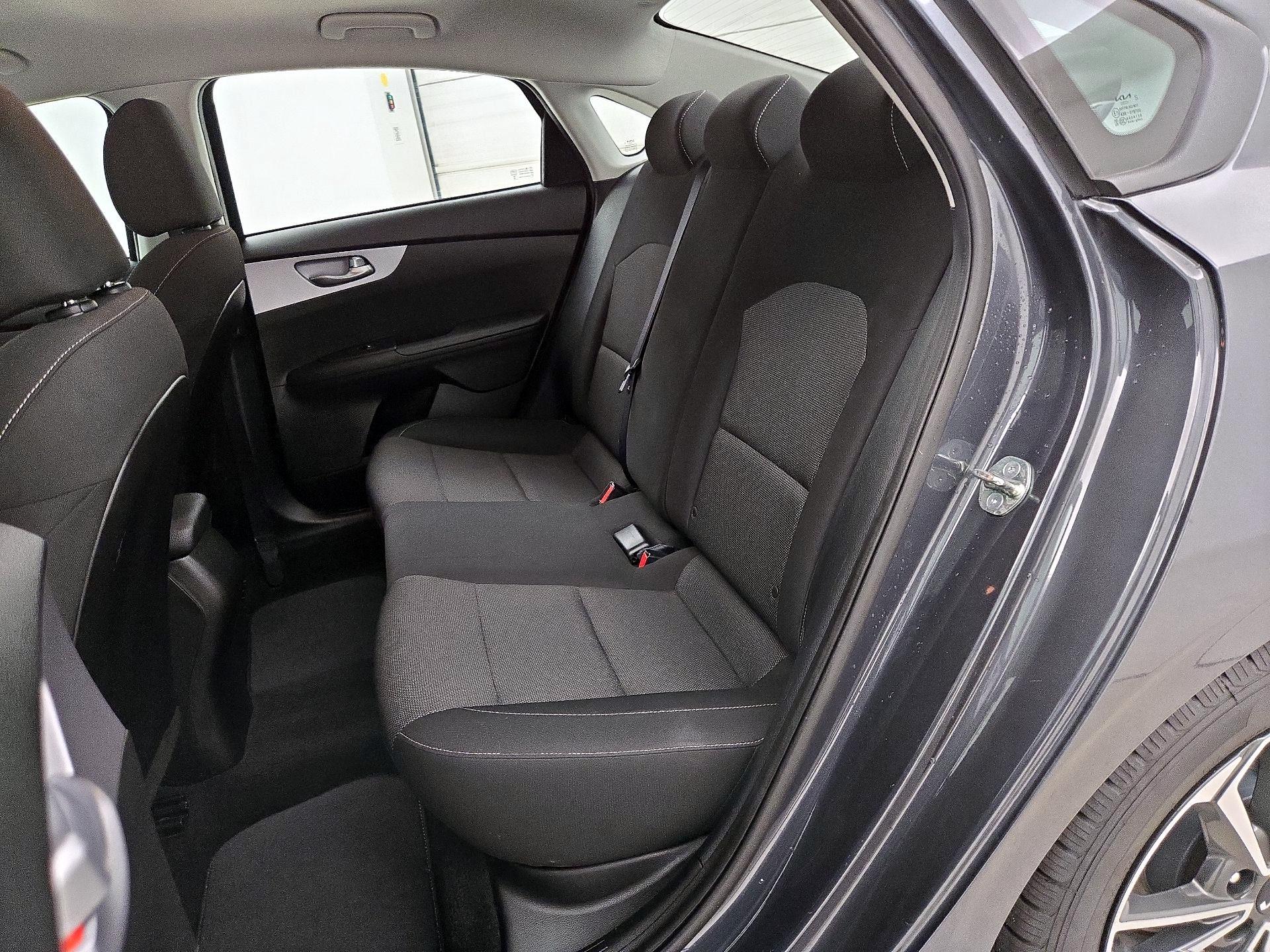 Thumbnail: 2023 Kia Forte - 19