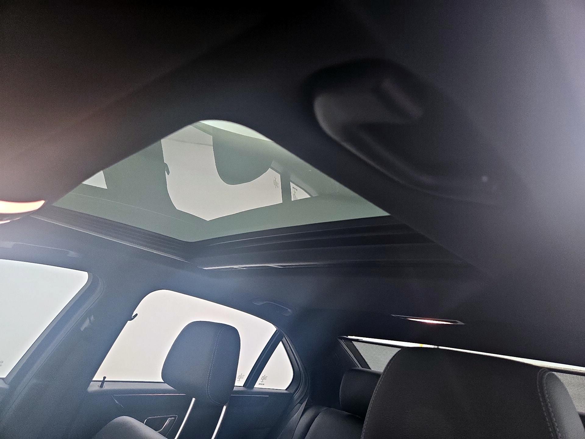 Thumbnail: 2016 Mercedes-Benz E-Class - 20