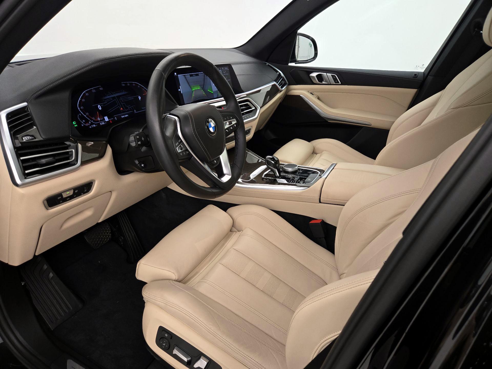 Thumbnail: 2022 BMW X5 - 11