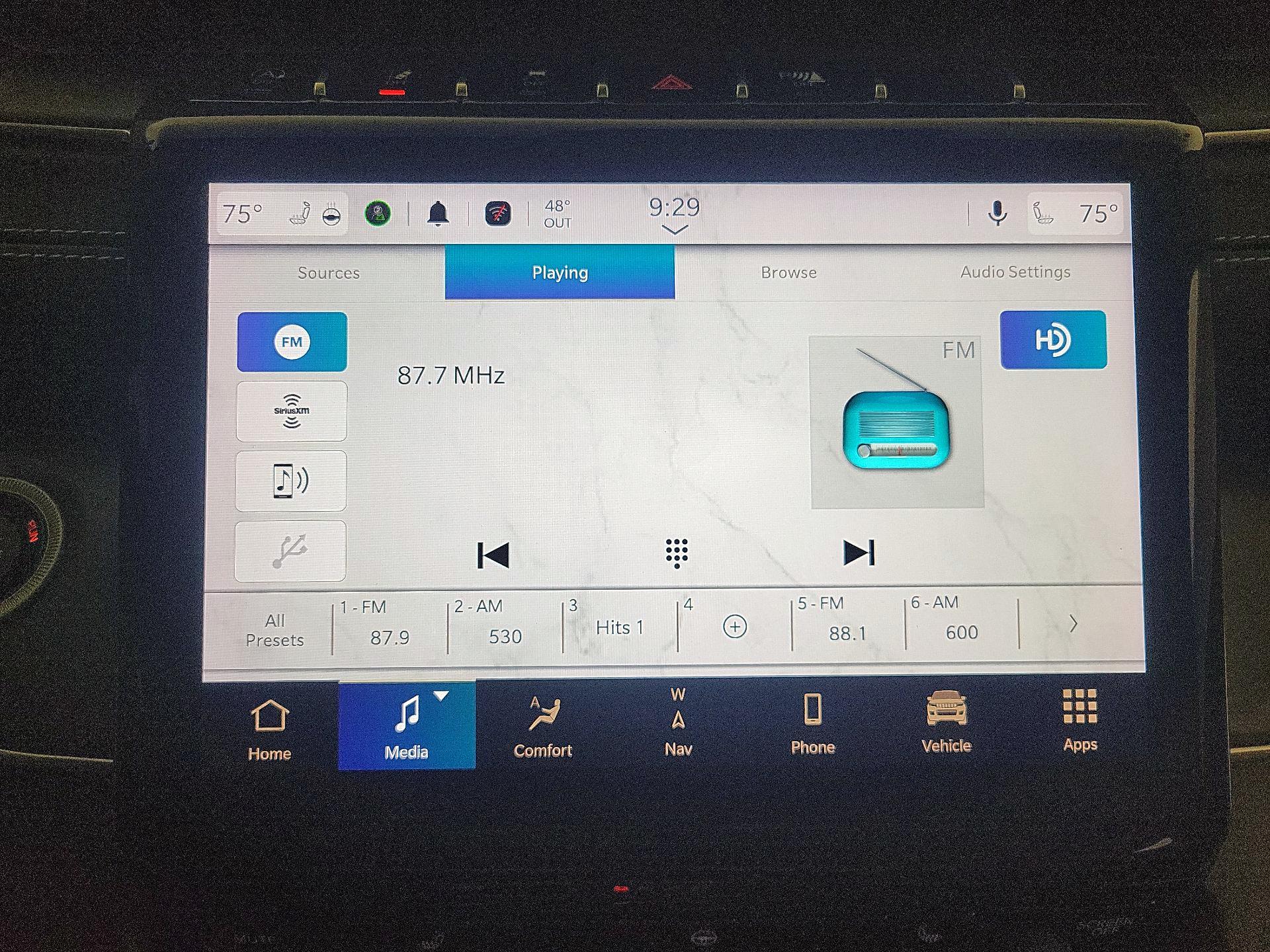 Thumbnail: 2024 Jeep Grand Cherokee - 16