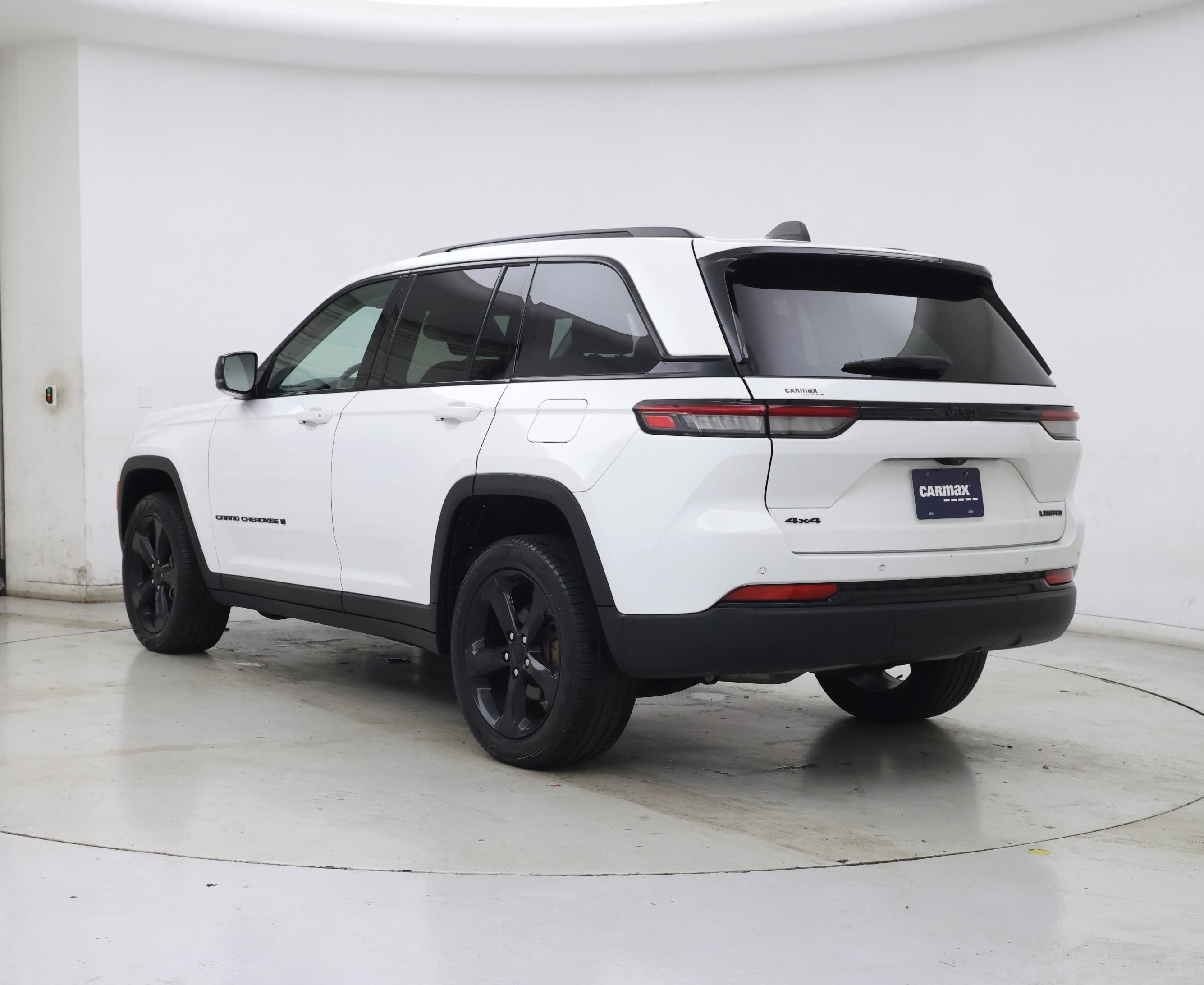 Thumbnail: 2024 Jeep Grand Cherokee - 2