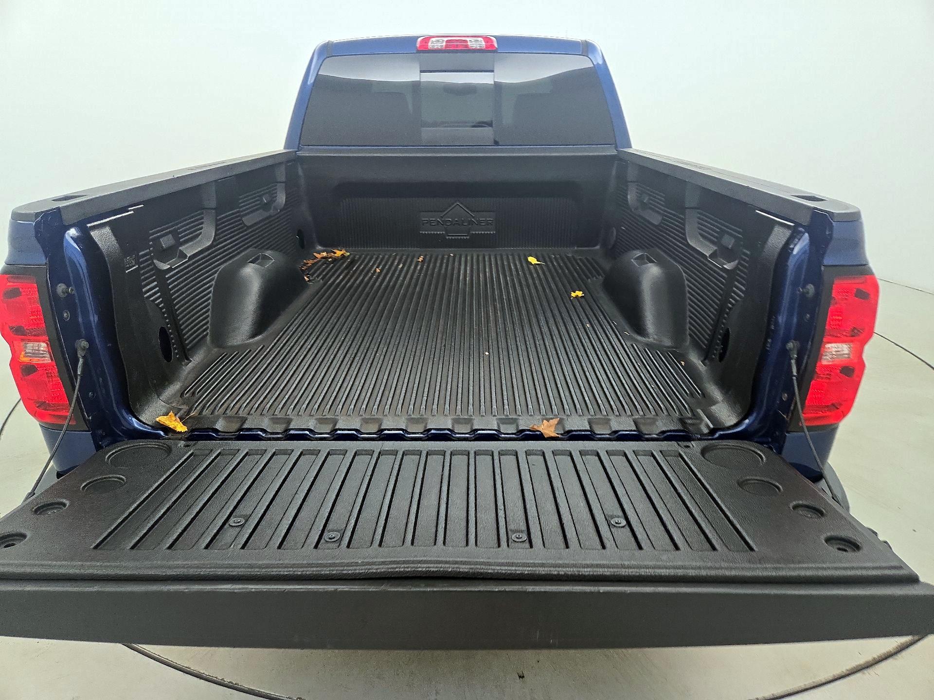 Thumbnail: 2017 Chevrolet Silverado 1500 - 20