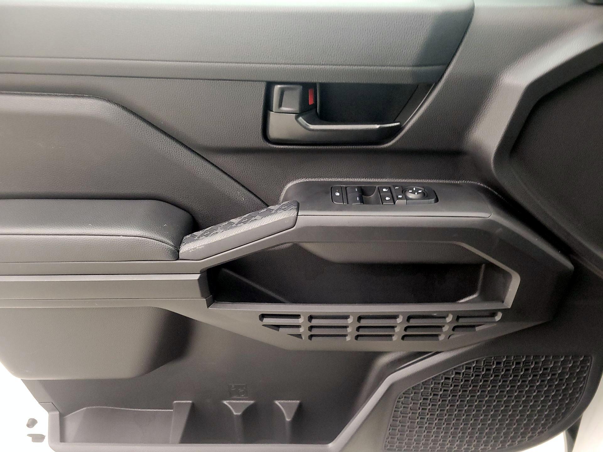 Thumbnail: 2024 Toyota Tacoma - 12