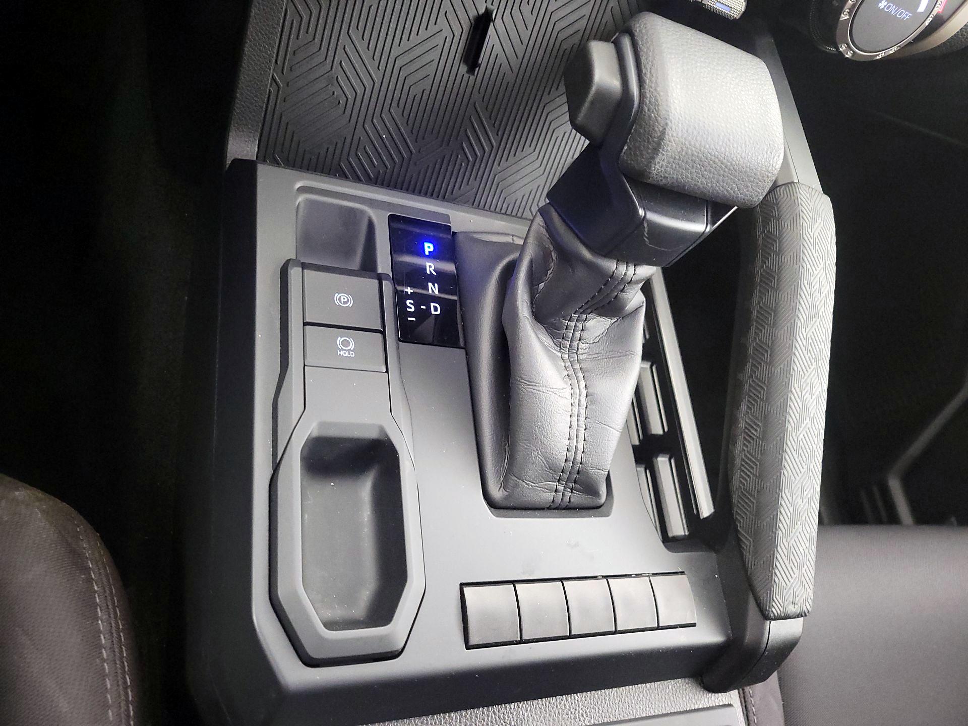 Thumbnail: 2024 Toyota Tacoma - 17