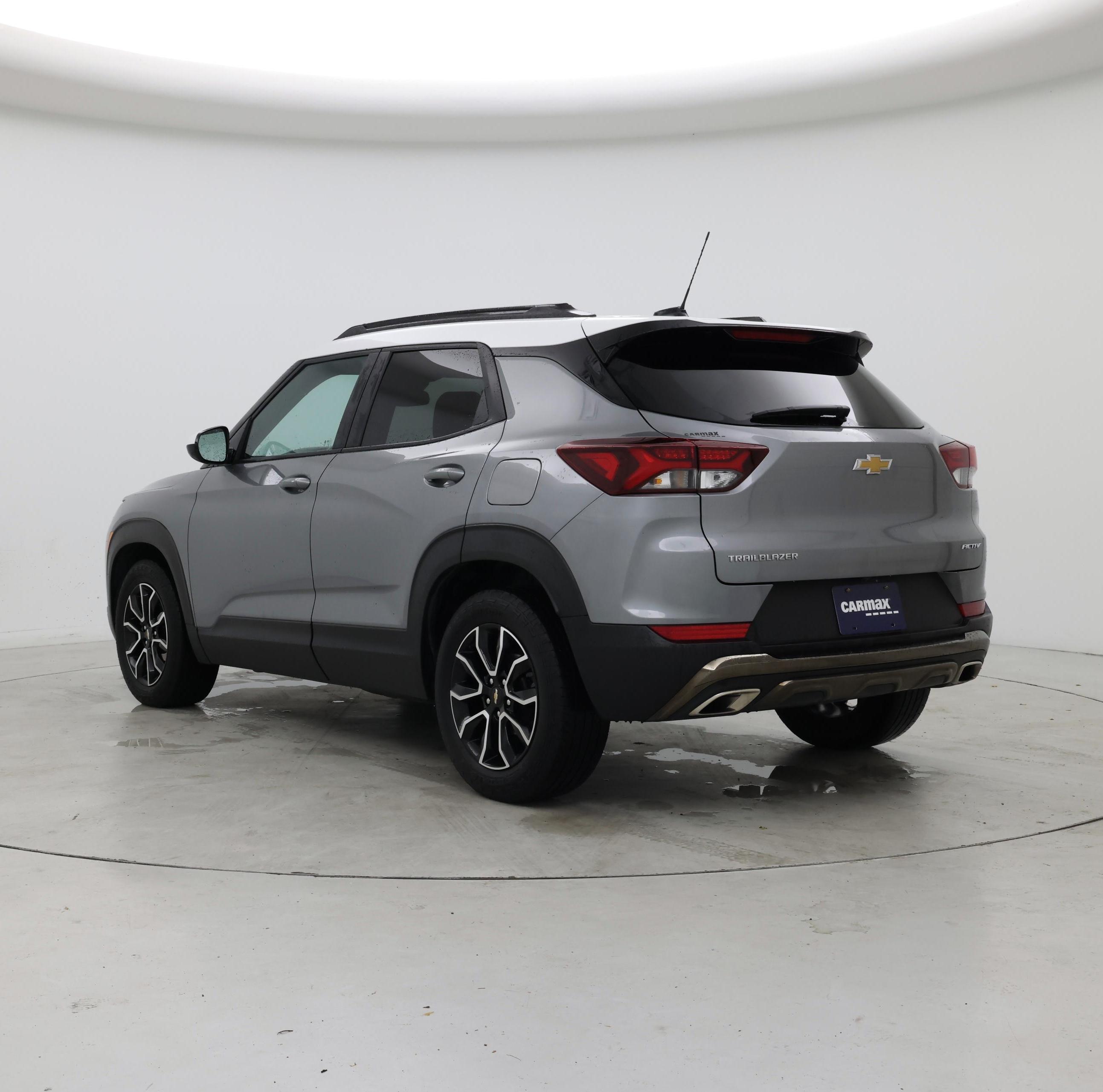 Thumbnail: 2023 Chevrolet TrailBlazer - 2
