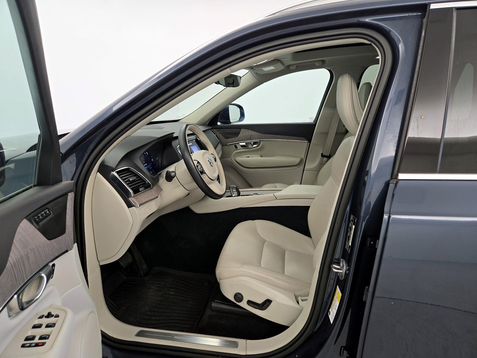 Thumbnail: 2023 Volvo XC90 - 11