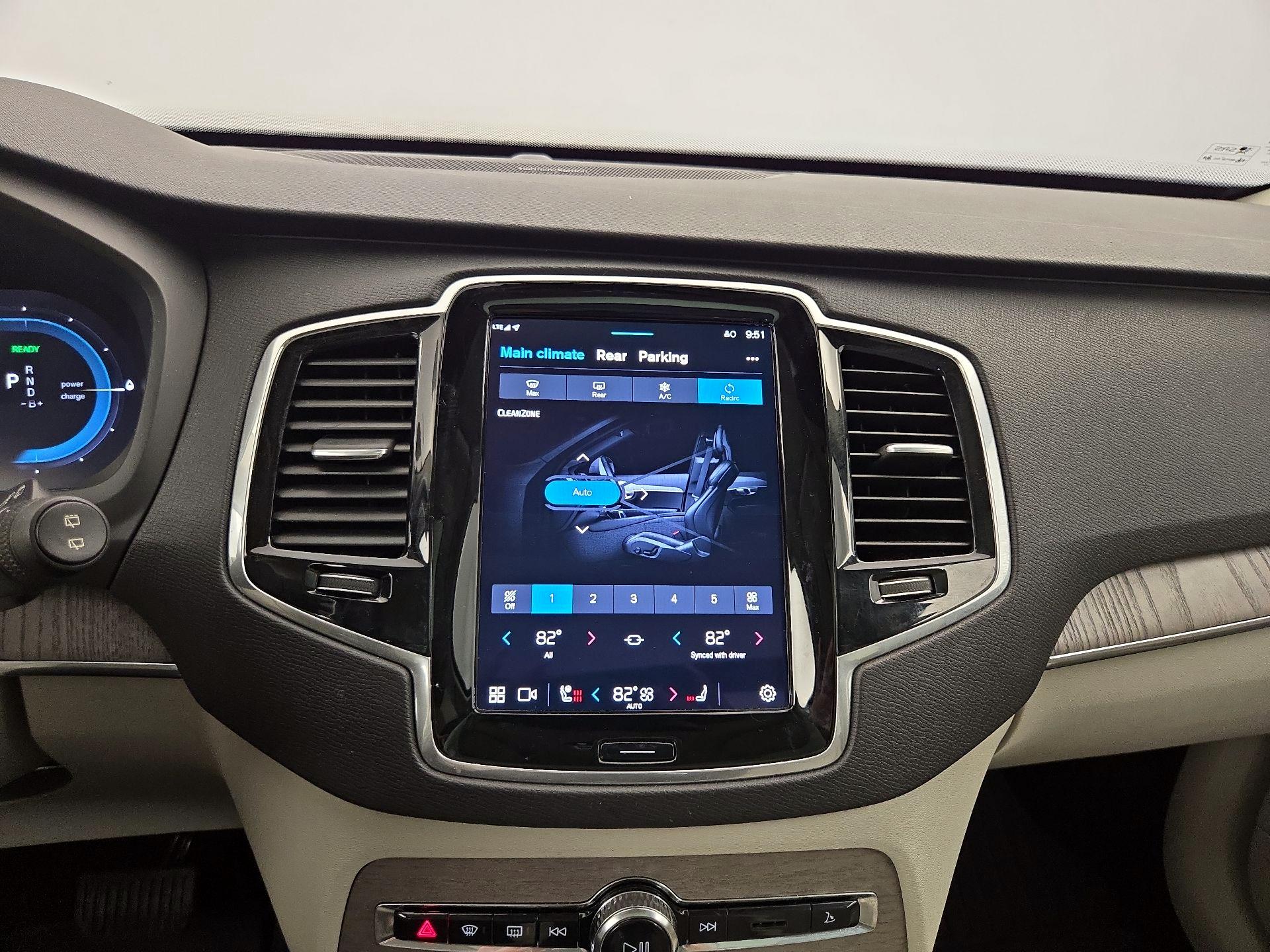 Thumbnail: 2023 Volvo XC90 - 17