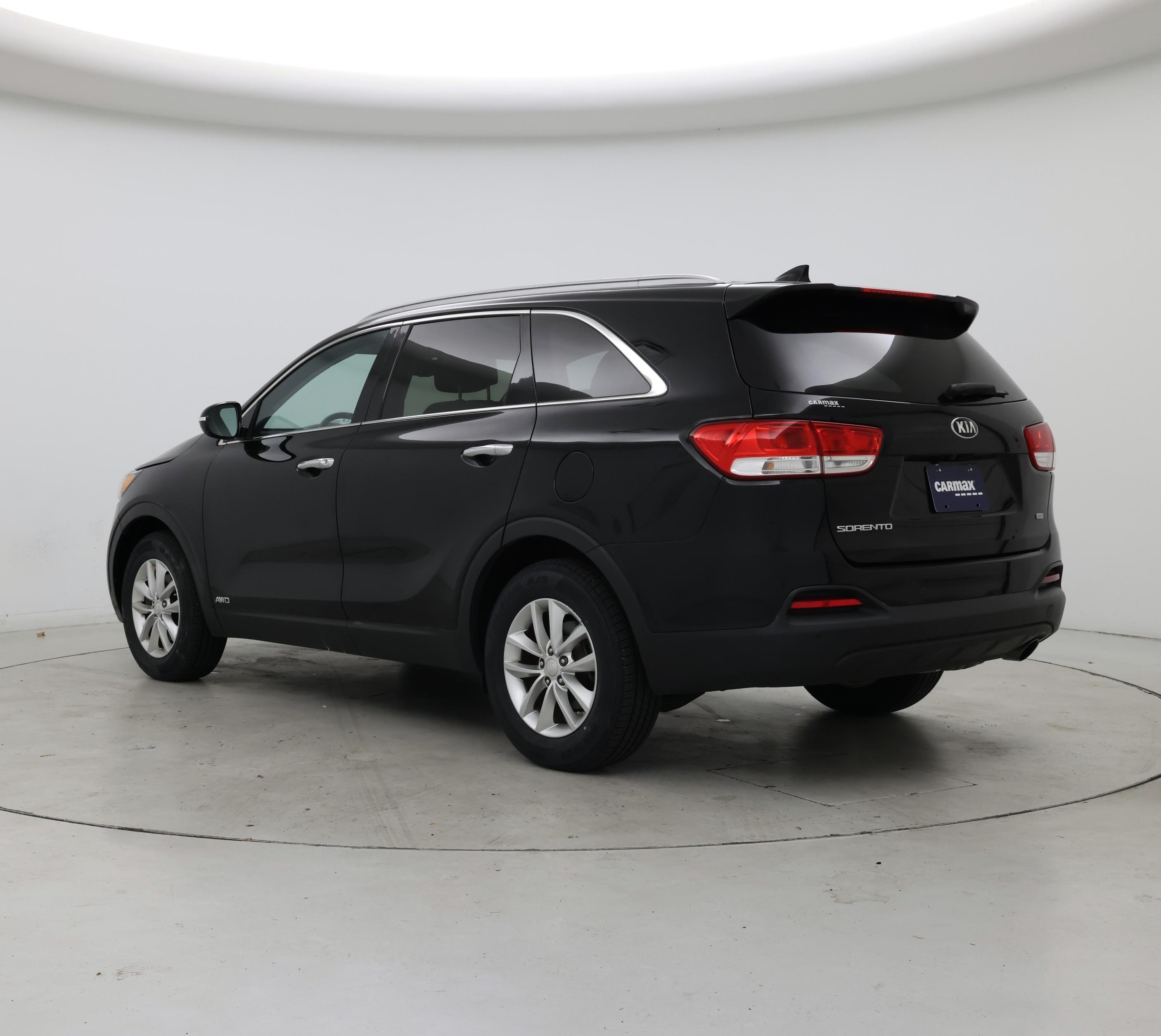Thumbnail: 2017 Kia Sorento - 2